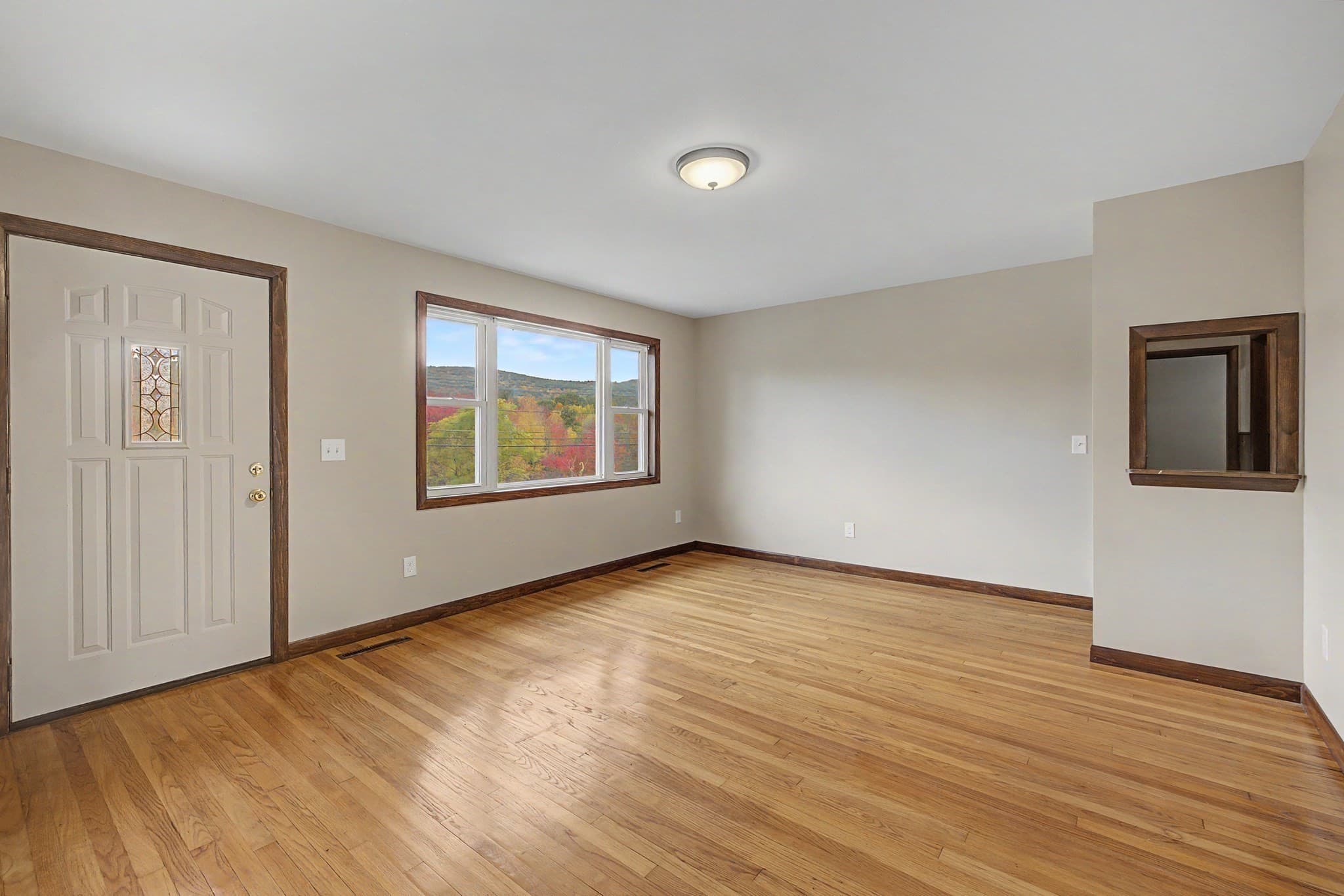 Single Family Residence at 286 Granville Rd, Southwick MA 01077, photo 3 of 42