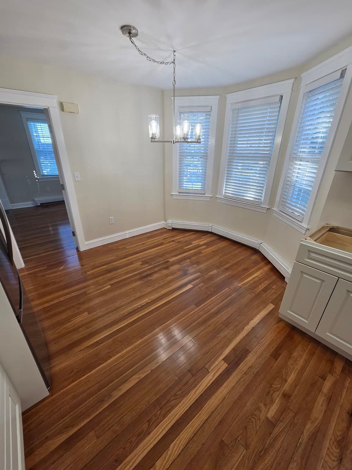 Single Family Residence at 101 Hillside Ave, Somerset MA 02726, photo 13 of 42