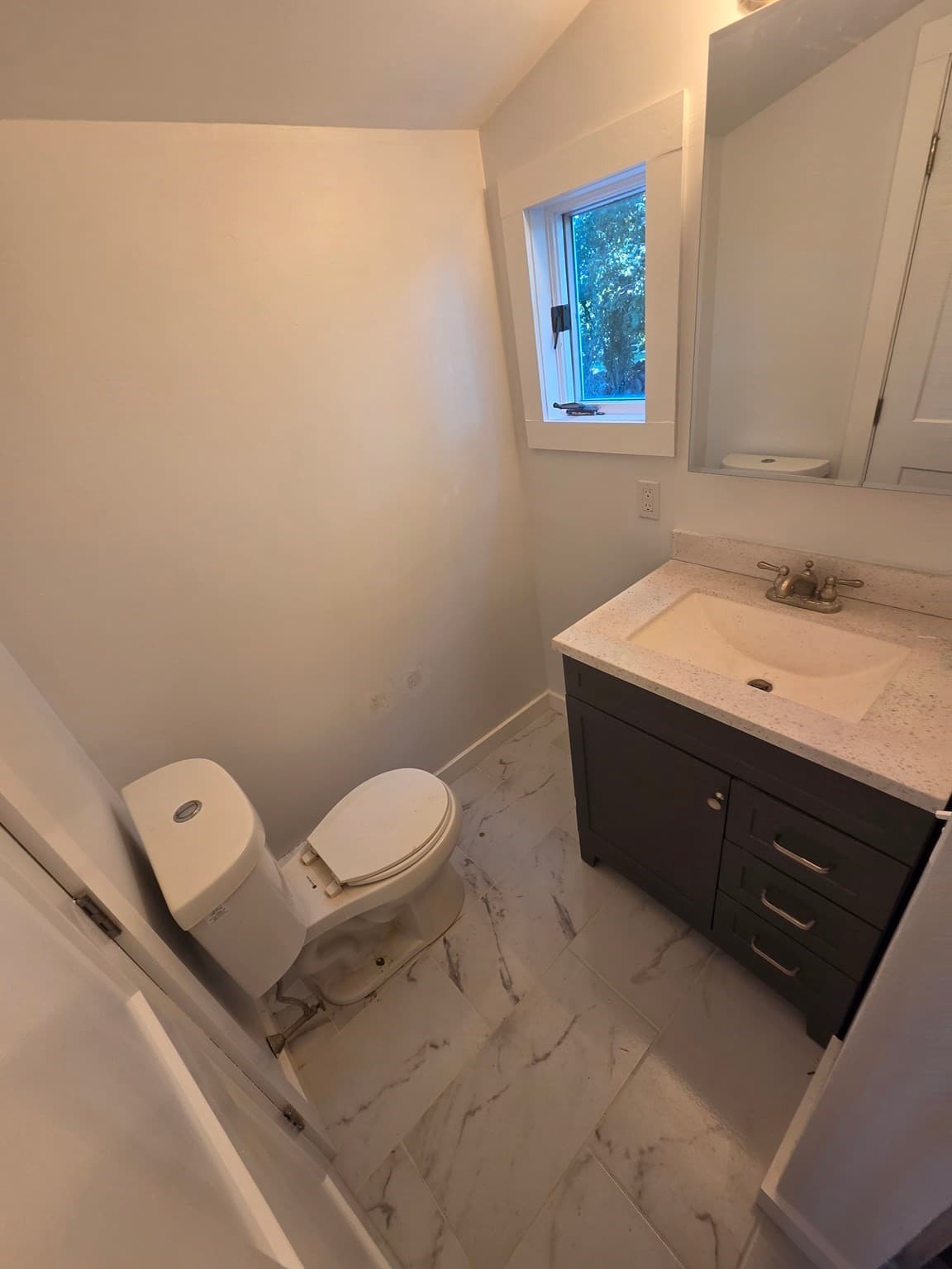 Single Family Residence at 101 Hillside Ave, Somerset MA 02726, photo 26 of 42