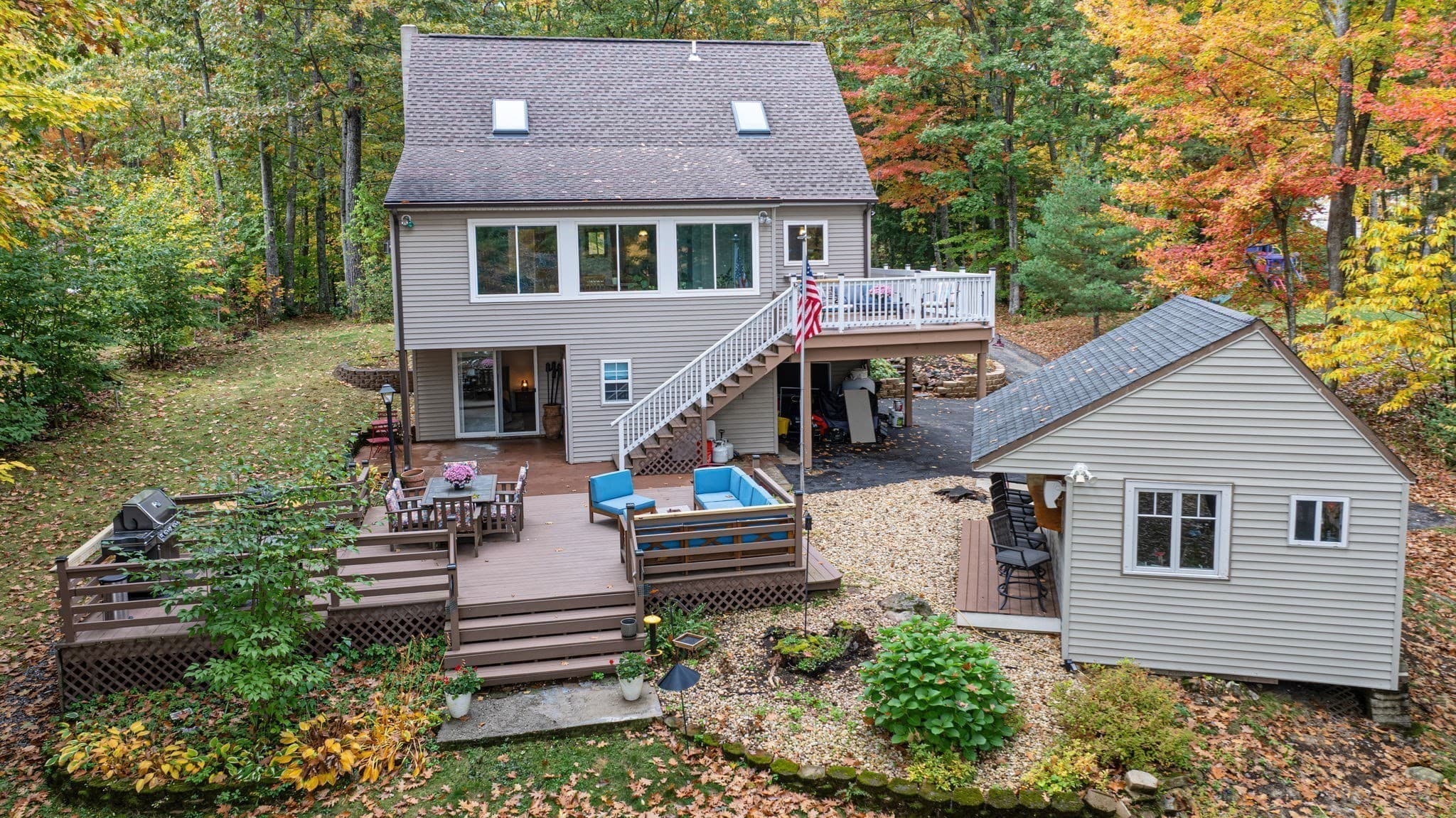 Single Family Residence at 66 Lakeview Dr, Winchendon MA 01475, Winchendon, photo 2 of 39
