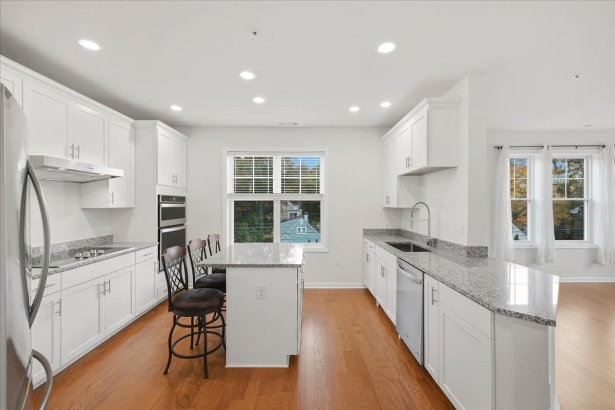 Condominium at 1306 Pennington Drive # 1306, Walpole MA 02081, photo 12 of 29