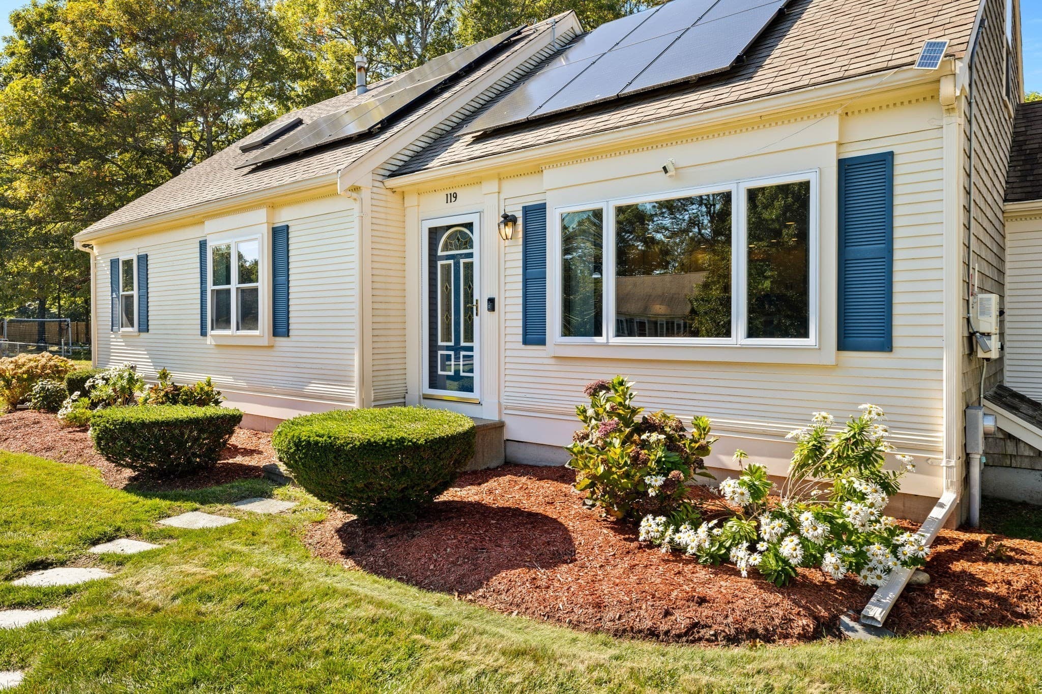 Single Family Residence at 119 Whitehall Way, Barnstable MA 02601, photo 2 of 34