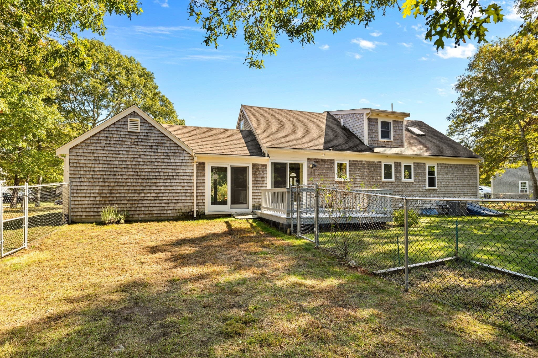 Single Family Residence at 119 Whitehall Way, Barnstable MA 02601, photo 7 of 34