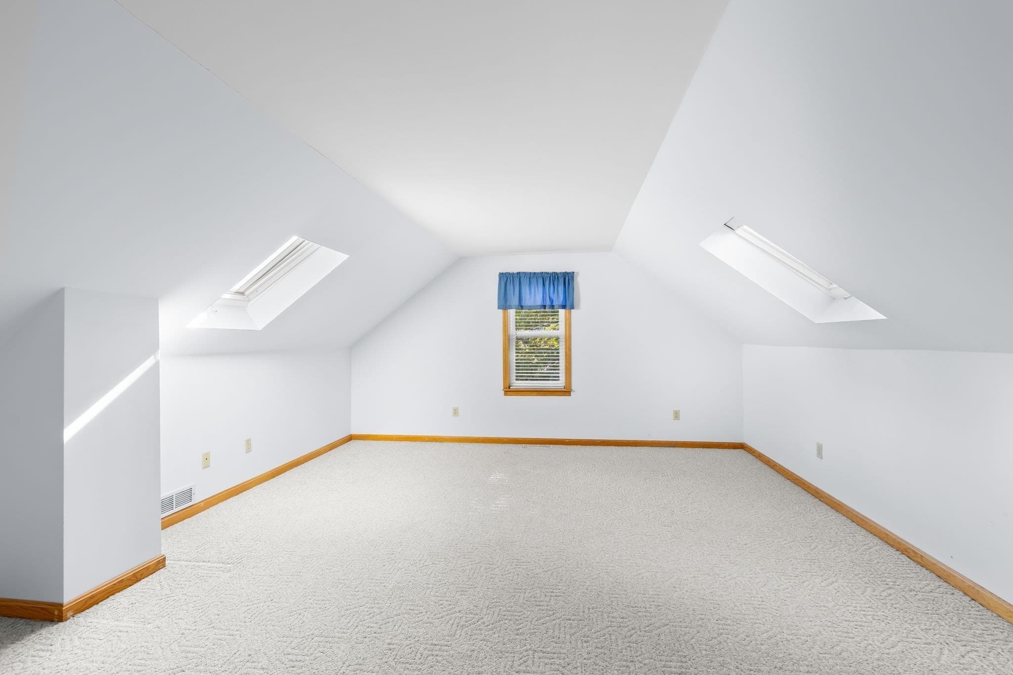Single Family Residence at 119 Whitehall Way, Barnstable MA 02601, photo 24 of 34