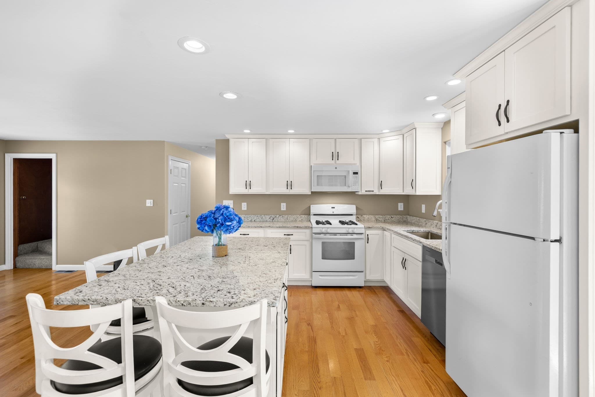 Single Family Residence at 119 Whitehall Way, Barnstable MA 02601, photo 15 of 34