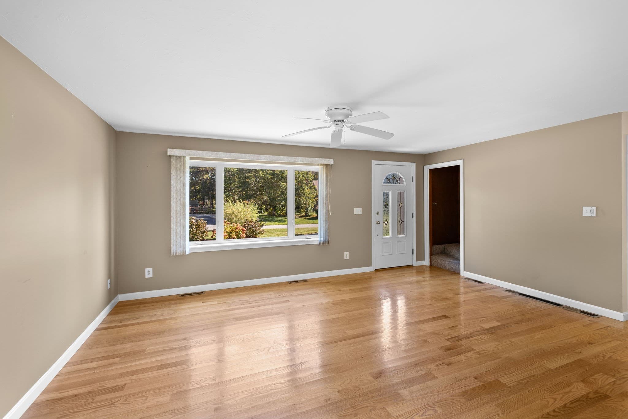 Single Family Residence at 119 Whitehall Way, Barnstable MA 02601, photo 11 of 34