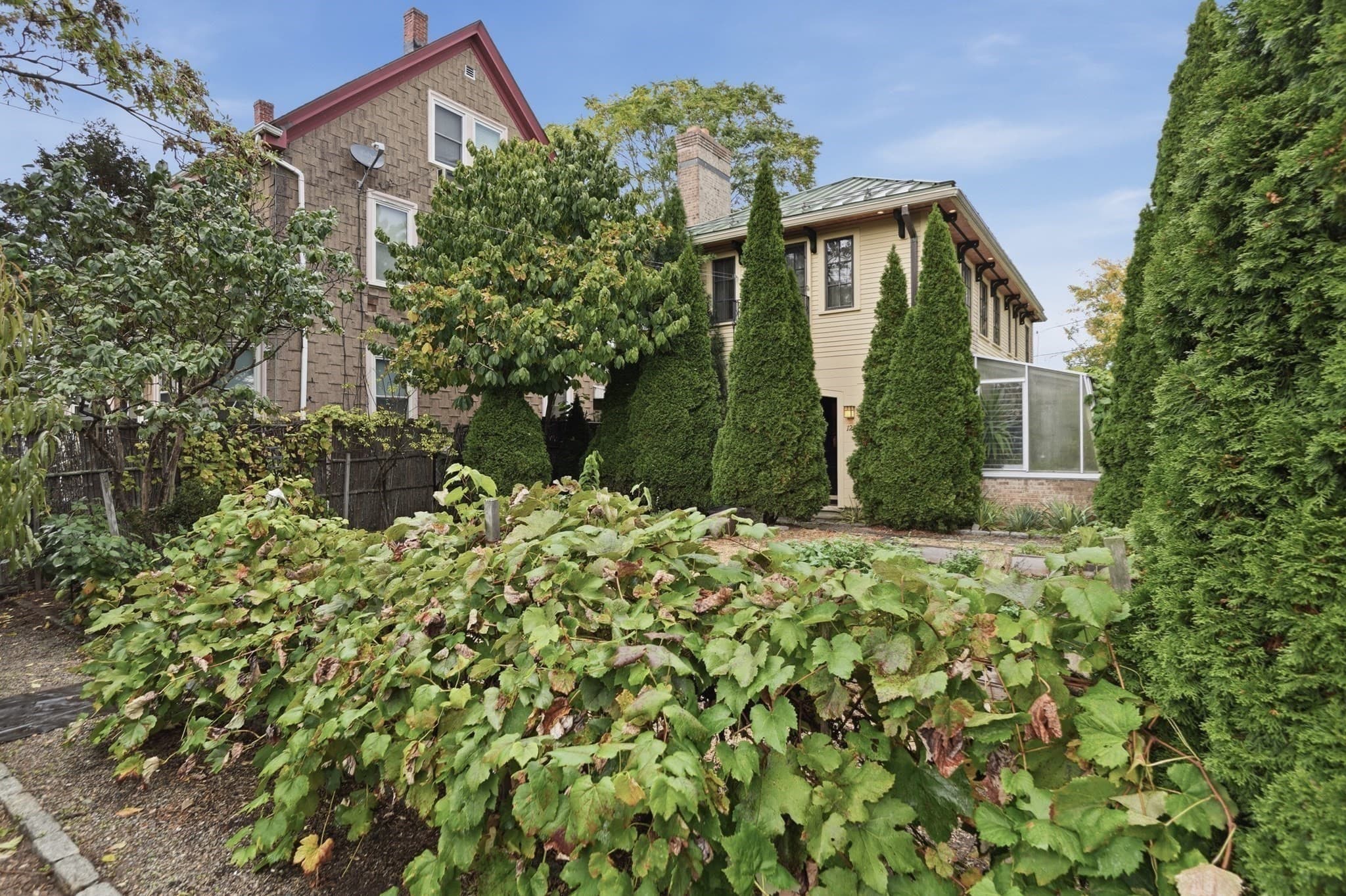 Single Family Residence at 127 Cushing St, Cambridge MA 02138, Cambridge, photo 3 of 32