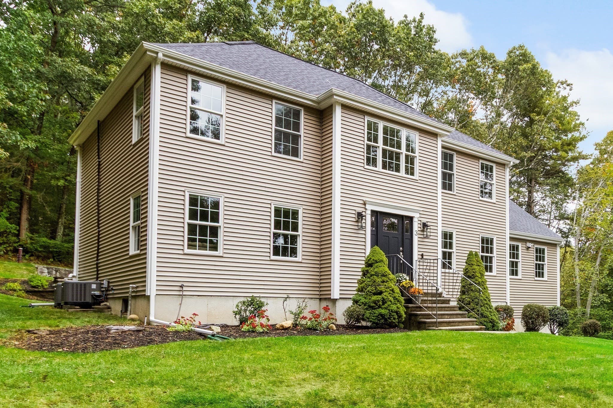 Single Family Residence at 3 Tia Place, Franklin MA 02038, photo 17 of 42