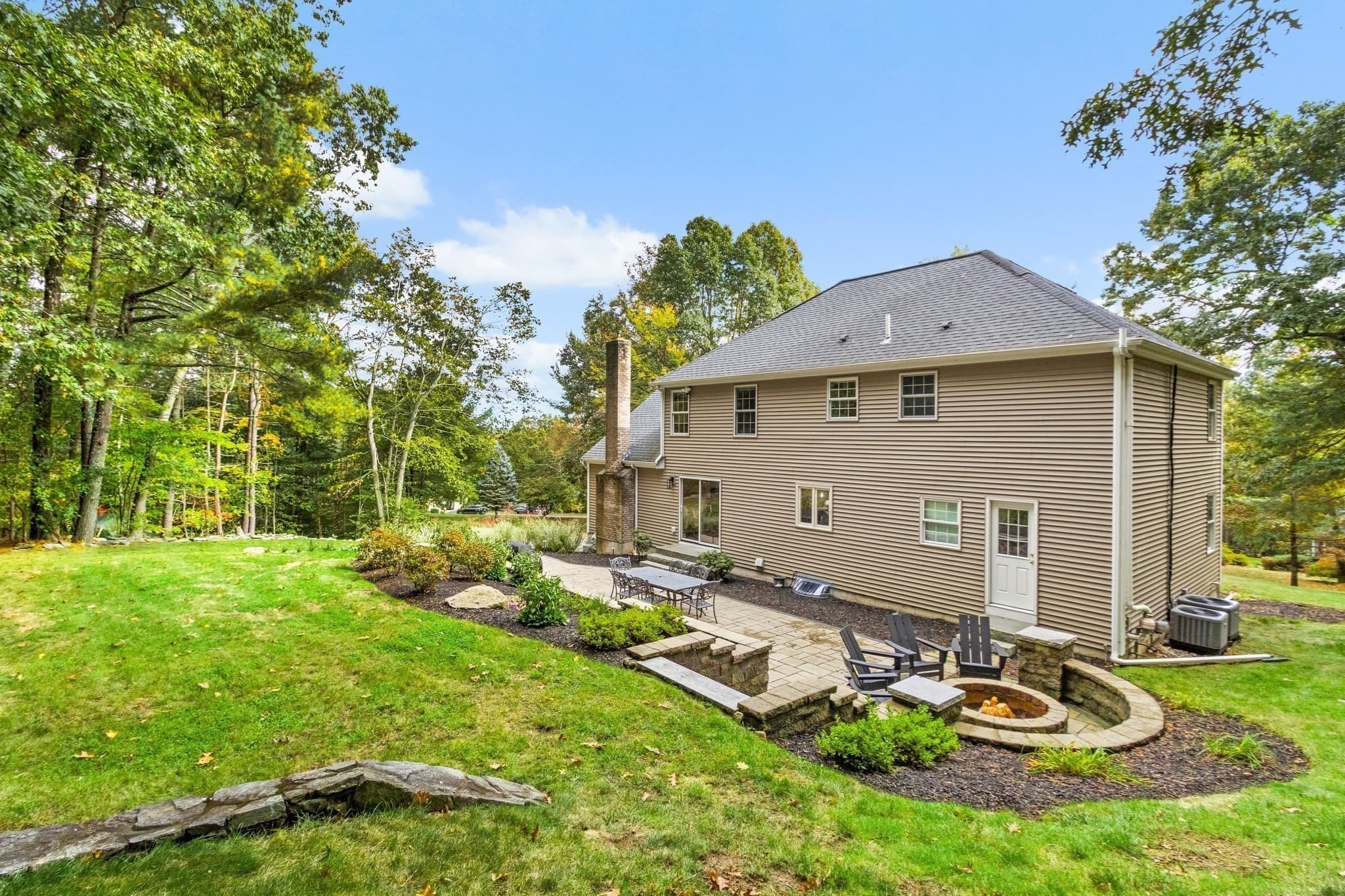 Single Family Residence at 3 Tia Place, Franklin MA 02038, photo 36 of 42