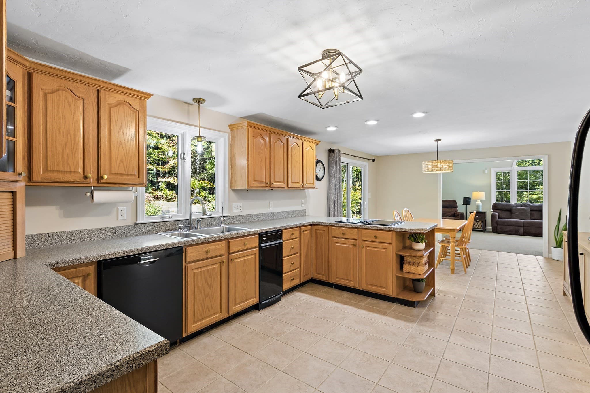 Single Family Residence at 3 Tia Place, Franklin MA 02038, photo 5 of 42