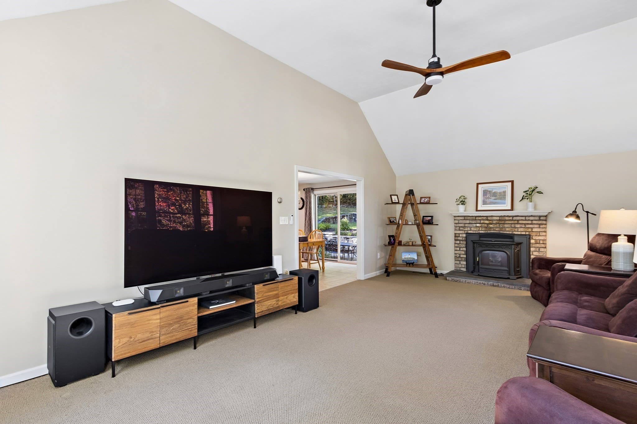 Single Family Residence at 3 Tia Place, Franklin MA 02038, photo 18 of 42