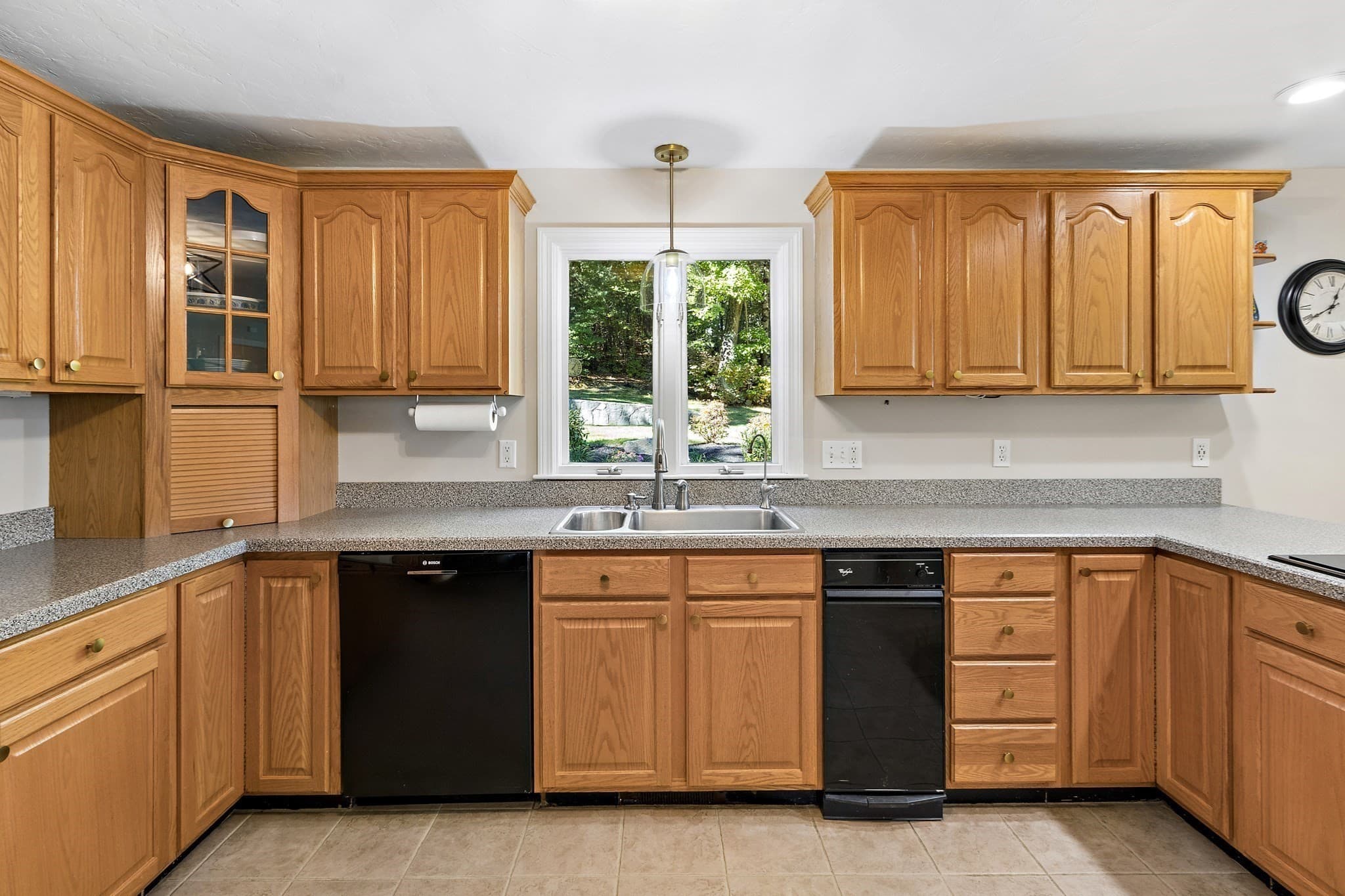 Single Family Residence at 3 Tia Place, Franklin MA 02038, photo 21 of 42