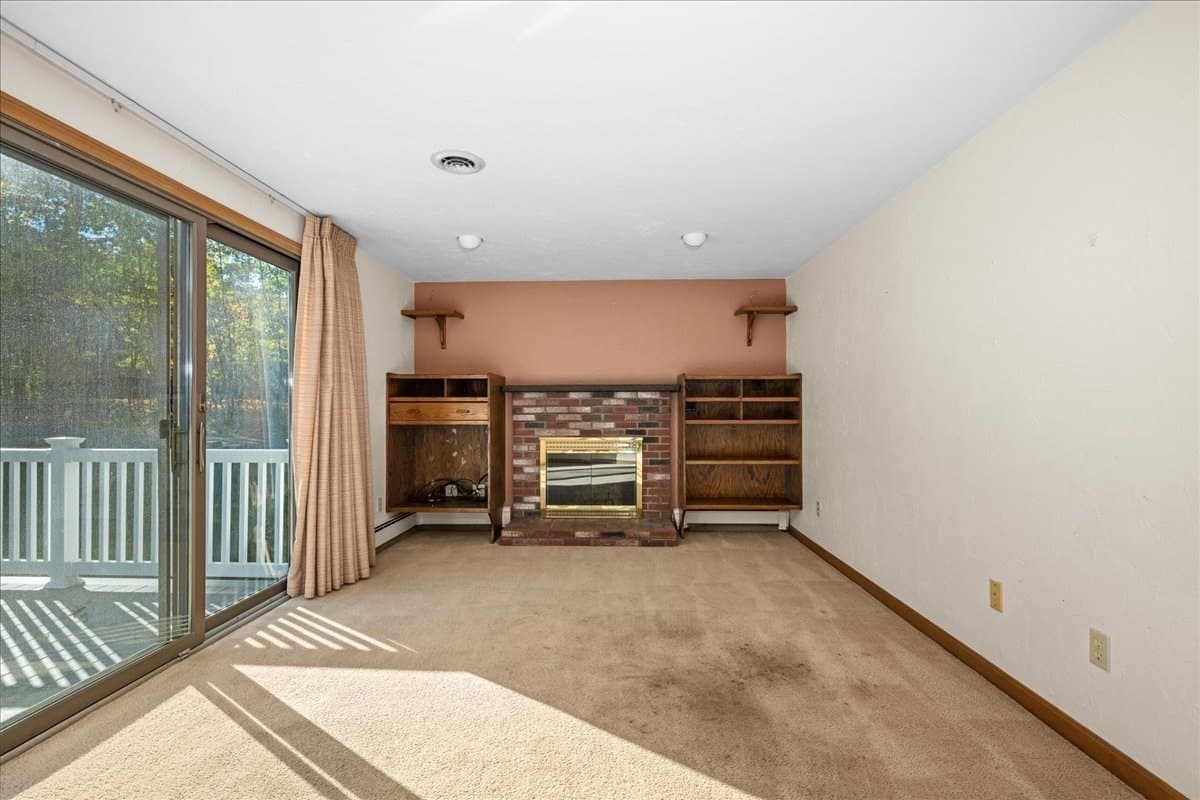Single Family Residence at 4 Garrison Ln, Southborough MA 01772, Southborough, photo 12 of 42