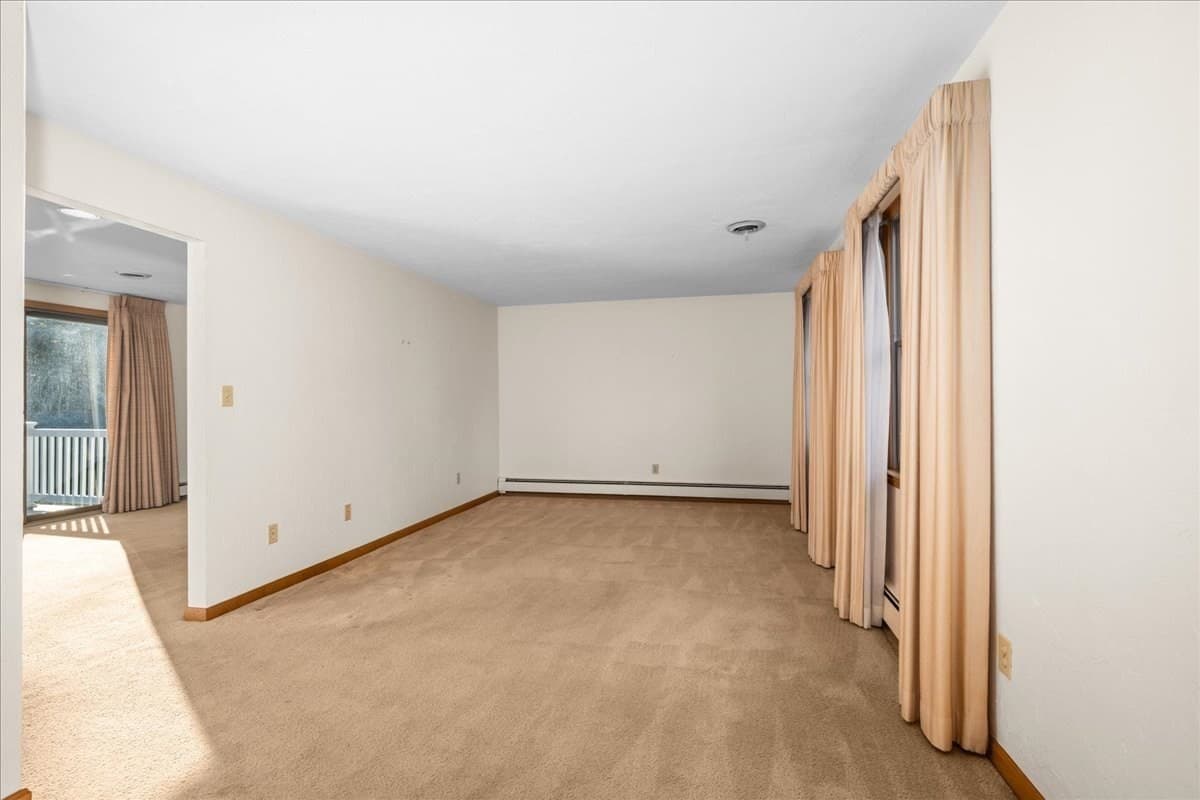 Single Family Residence at 4 Garrison Ln, Southborough MA 01772, Southborough, photo 9 of 42