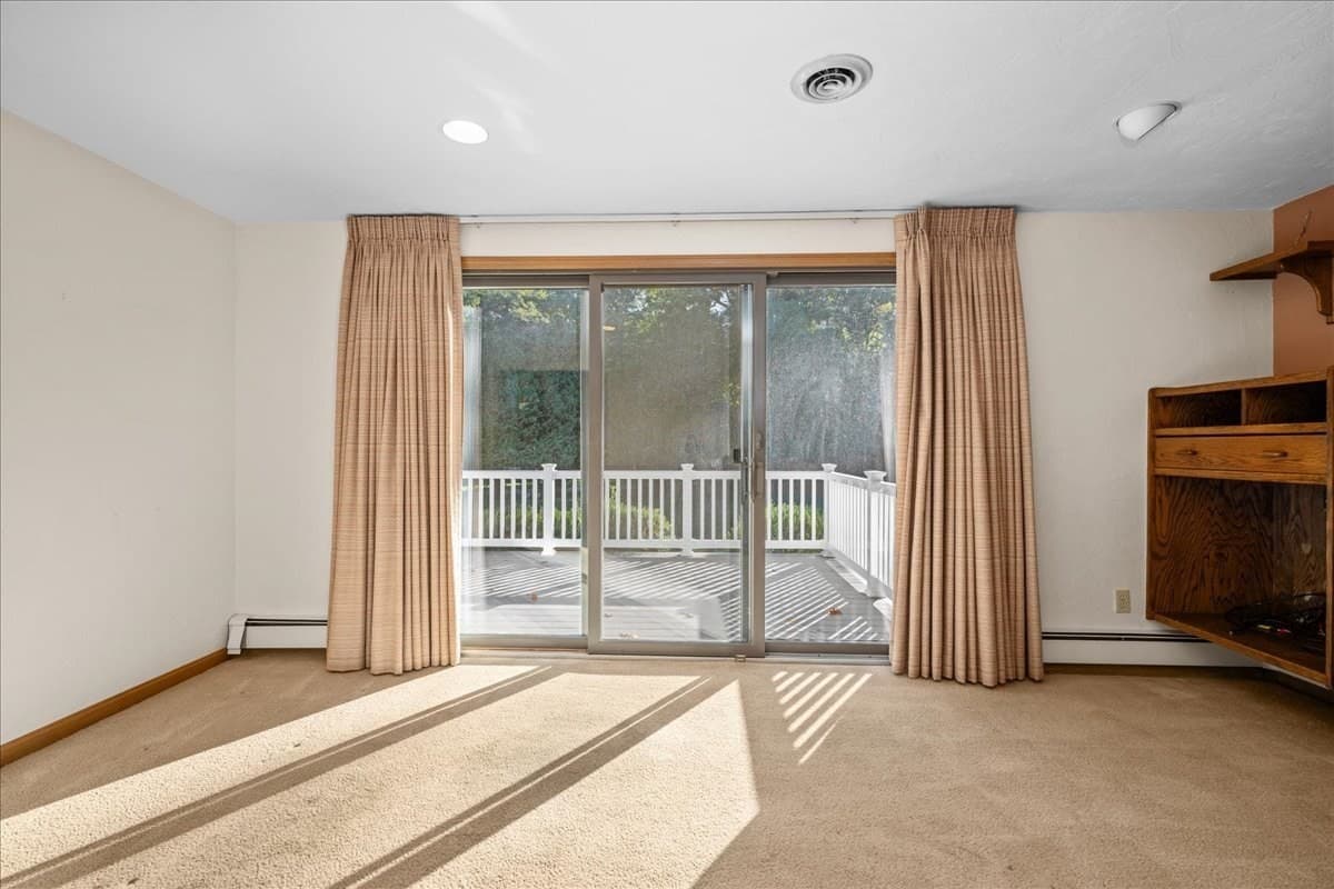 Single Family Residence at 4 Garrison Ln, Southborough MA 01772, Southborough, photo 14 of 42
