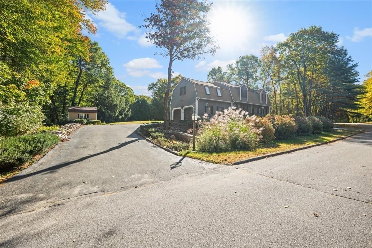 Single Family Residence at 4 Garrison Ln, Southborough MA 01772, Southborough, photo 41 of 42