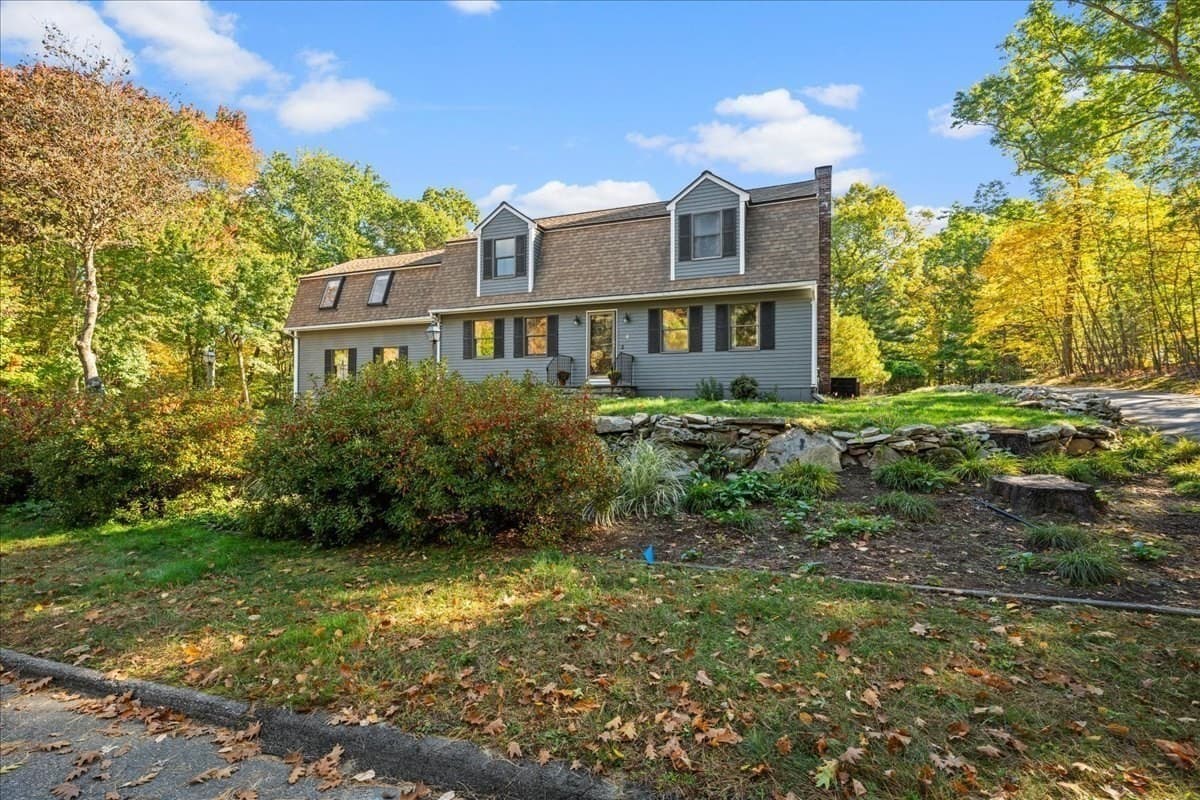 Single Family Residence at 4 Garrison Ln, Southborough MA 01772, Southborough, photo 40 of 42