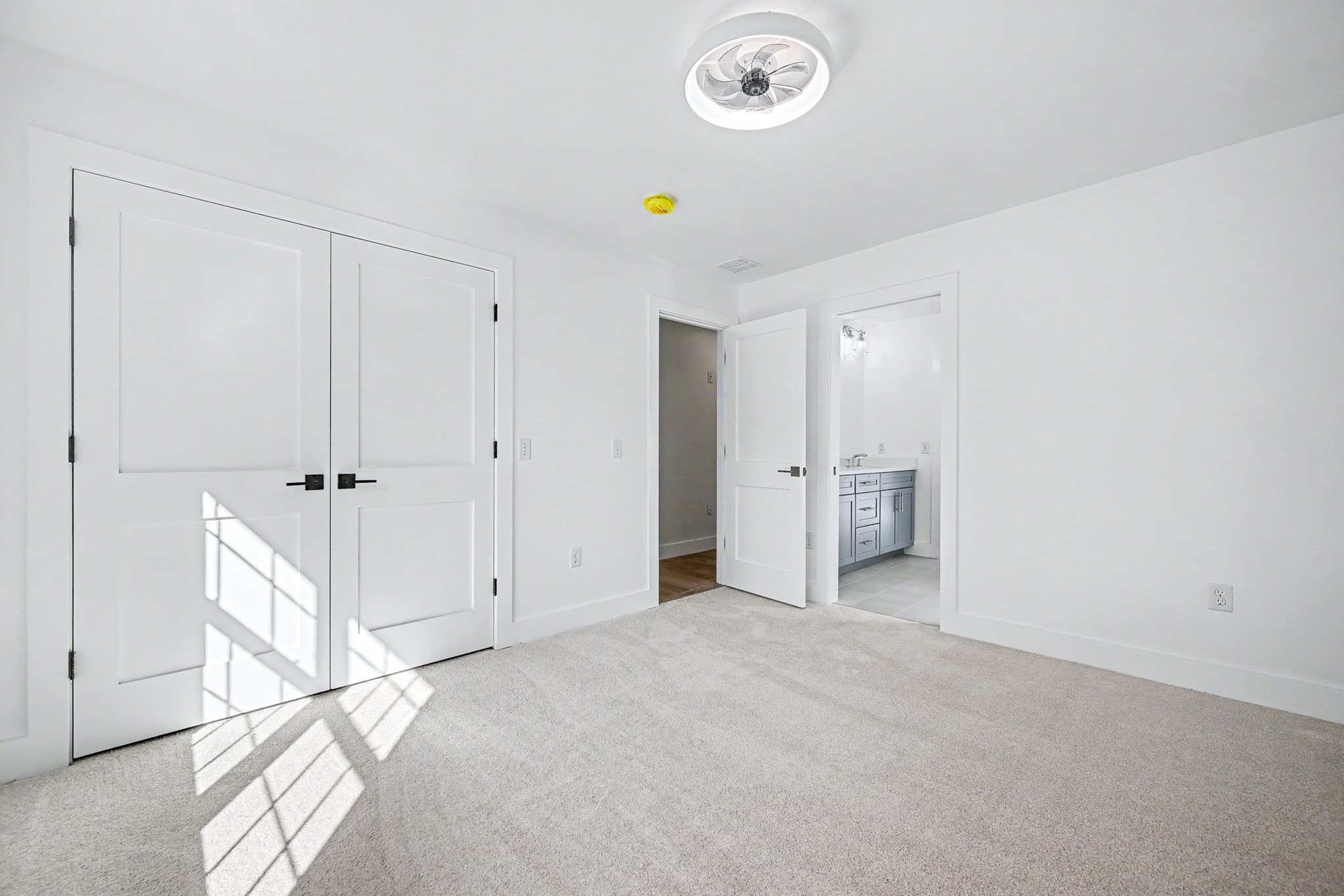 Single Family Residence at 2 Boette Lane, Foxboro MA 02035, photo 25 of 36