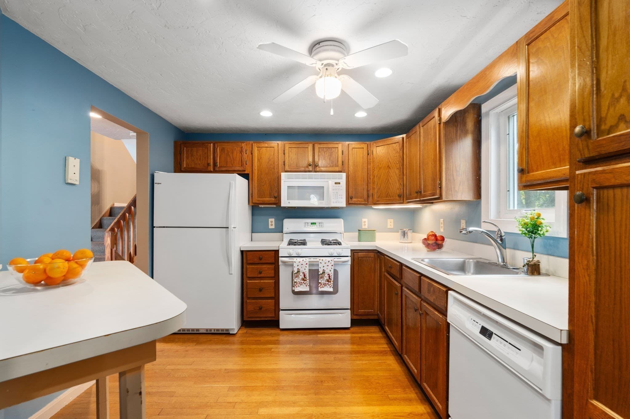 Condex at 8 Lauren Drive # 8, Rockland MA 02370, photo 4 of 31