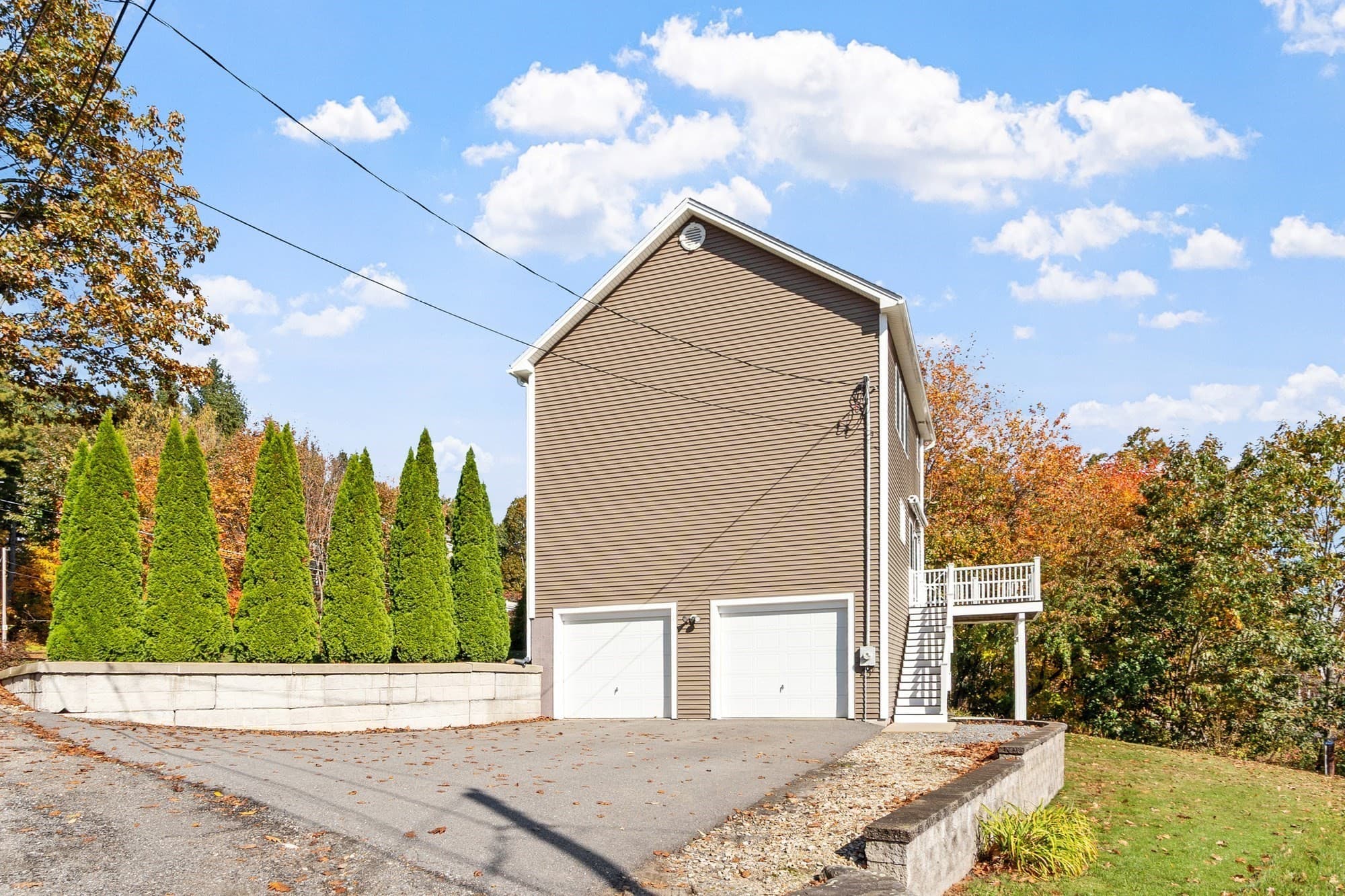 Single Family Residence at 122 Ellis Rd, Westminster MA 01473, photo 5 of 39