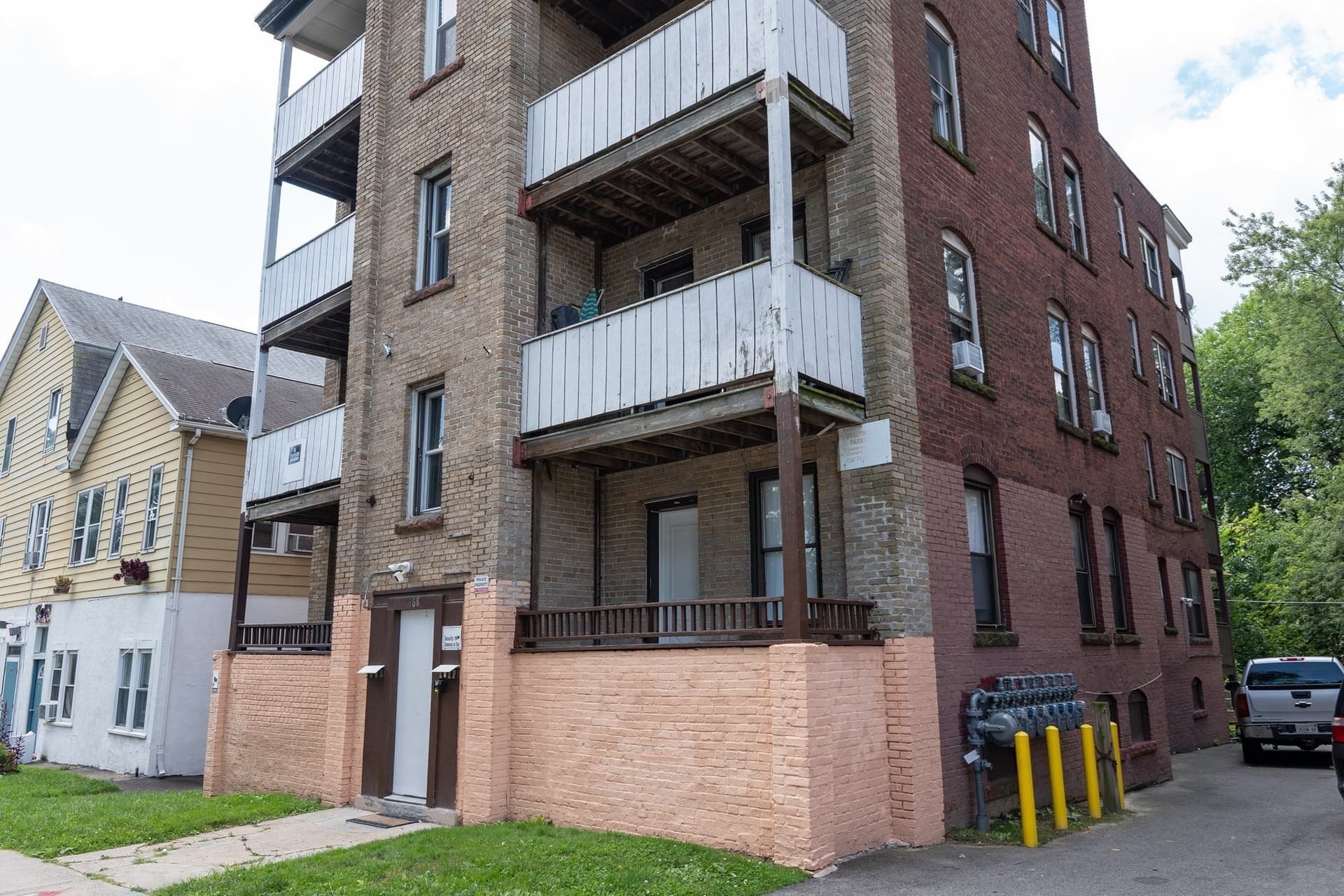 Apartment at 468 Liberty Street # 3R, Springfield MA 01104, photo 11 of 12