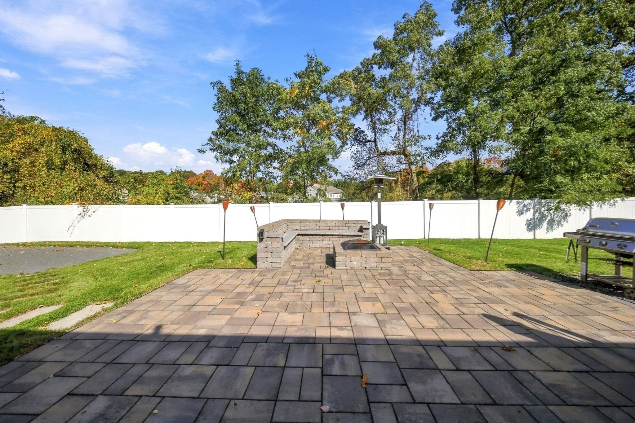 Single Family Residence at 23 Grandview, Middleton MA 01949, Middleton, photo 6 of 29