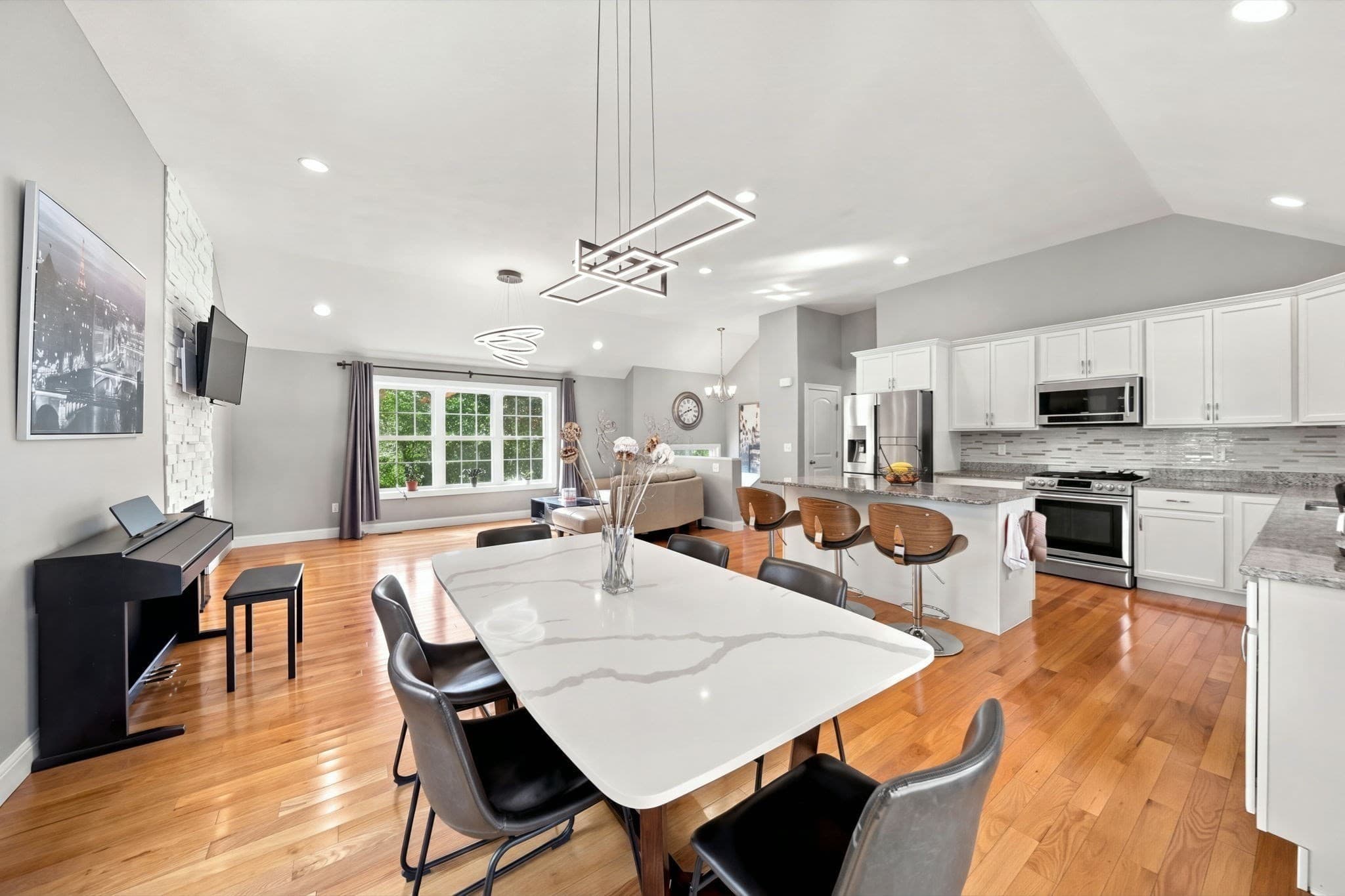Single Family Residence at 23 Grandview, Middleton MA 01949, Middleton, photo 13 of 29