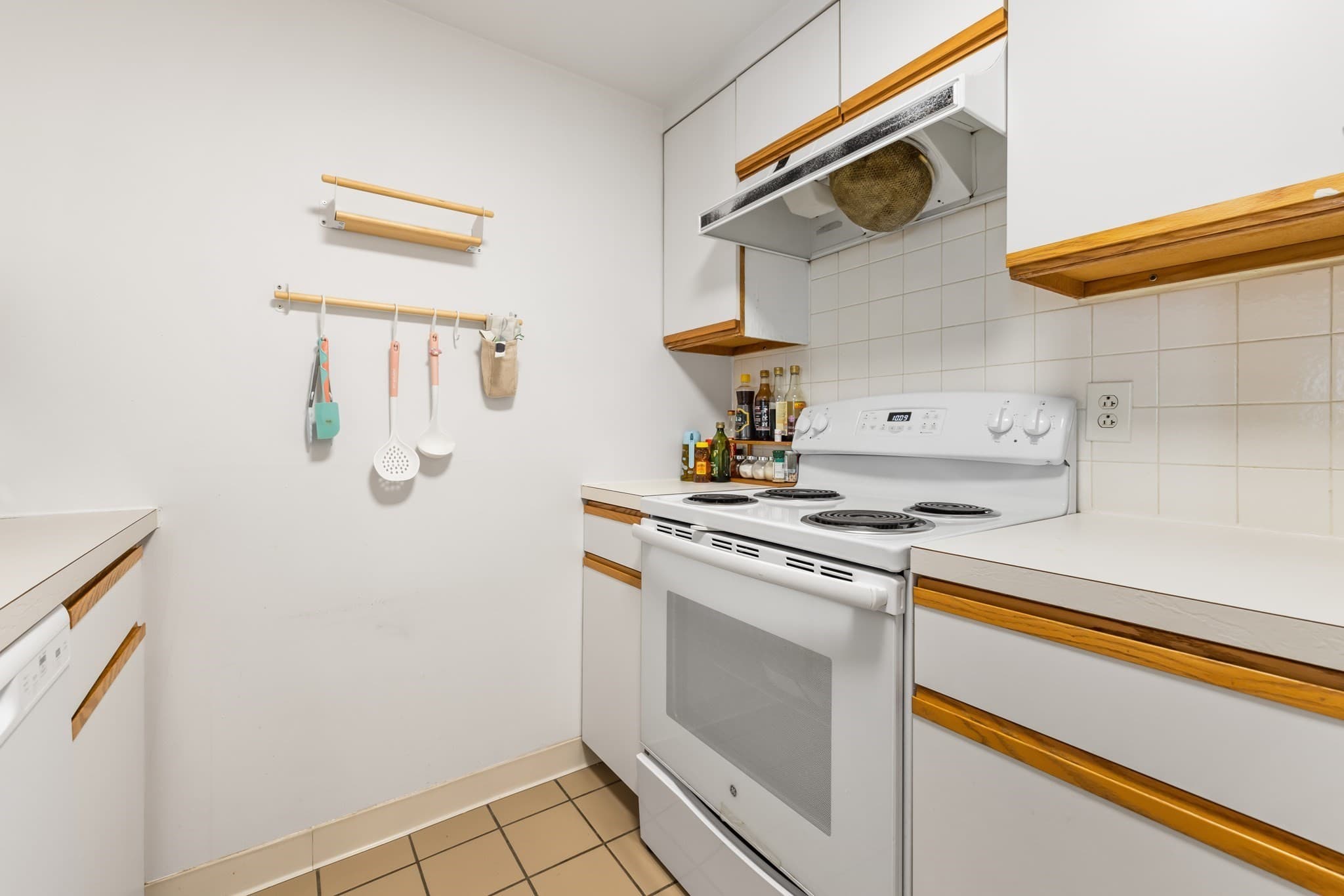 Condominium at 1933 Commonwealth Avenue # 112, Boston MA 02135, Boston, photo 10 of 23