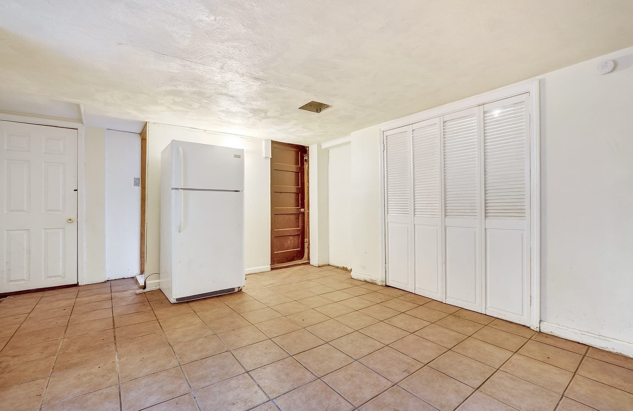 Single Family Residence at 89 Dutton St, Malden MA 02148, photo 15 of 20