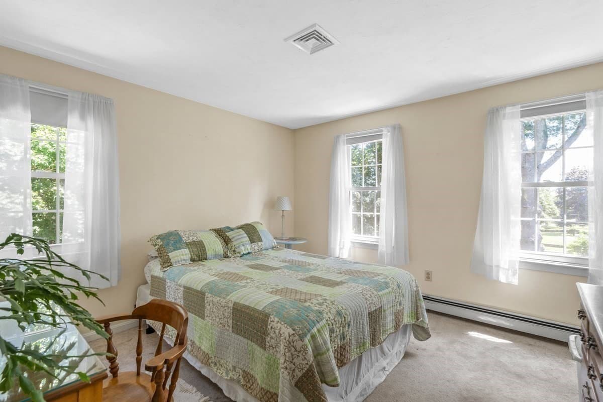 Single Family Residence at 865 Moraine St, Marshfield MA 02050, photo 31 of 42