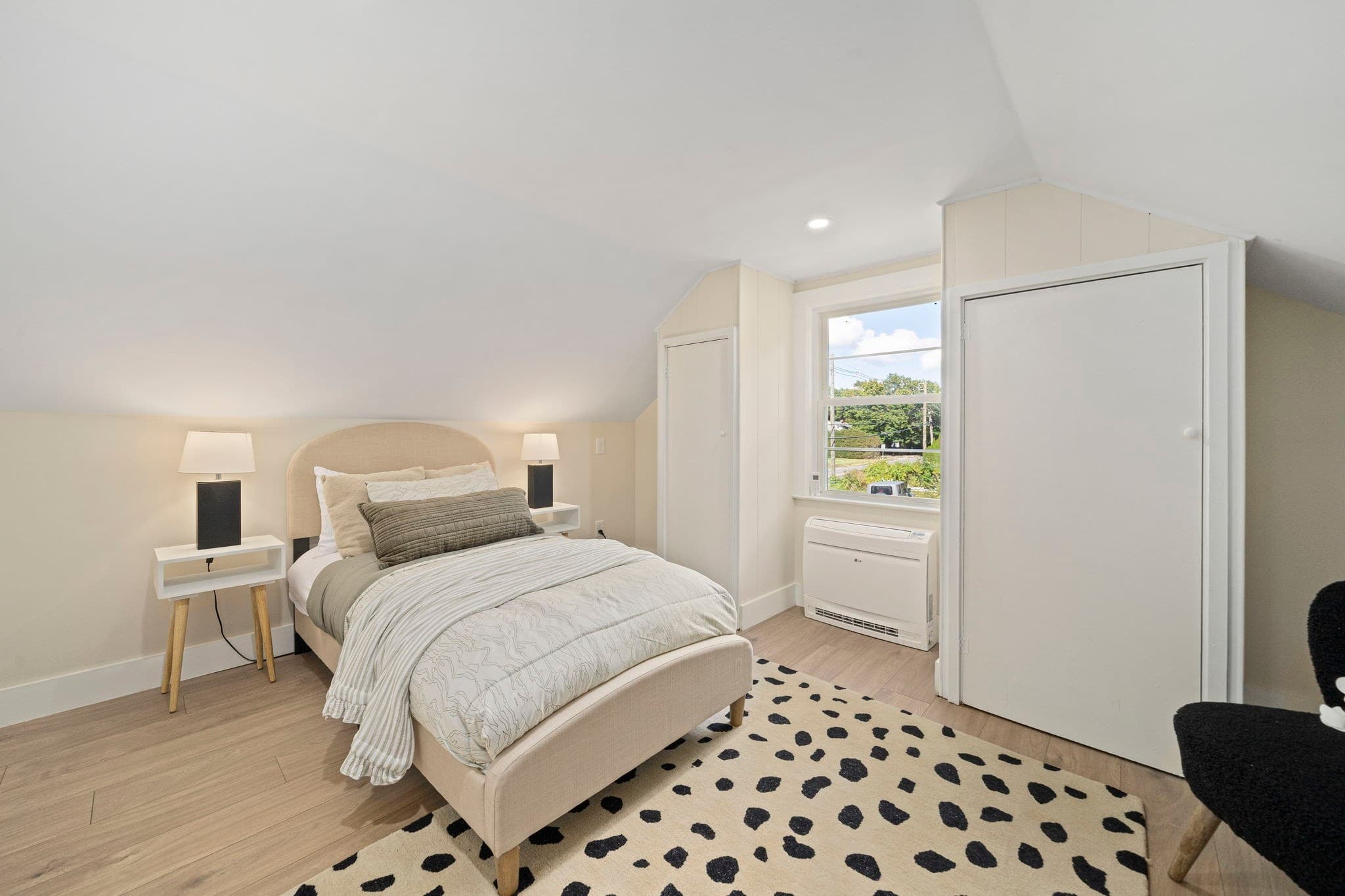 Single Family Residence at 206 Carver Road, Plymouth MA 02360, Plymouth, photo 14 of 19