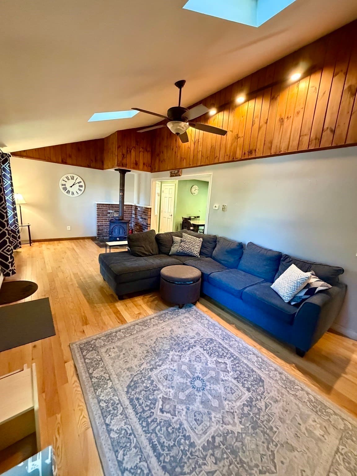 Single Family Residence at 158 Dudley Rd, Oxford MA 01540, photo 6 of 27