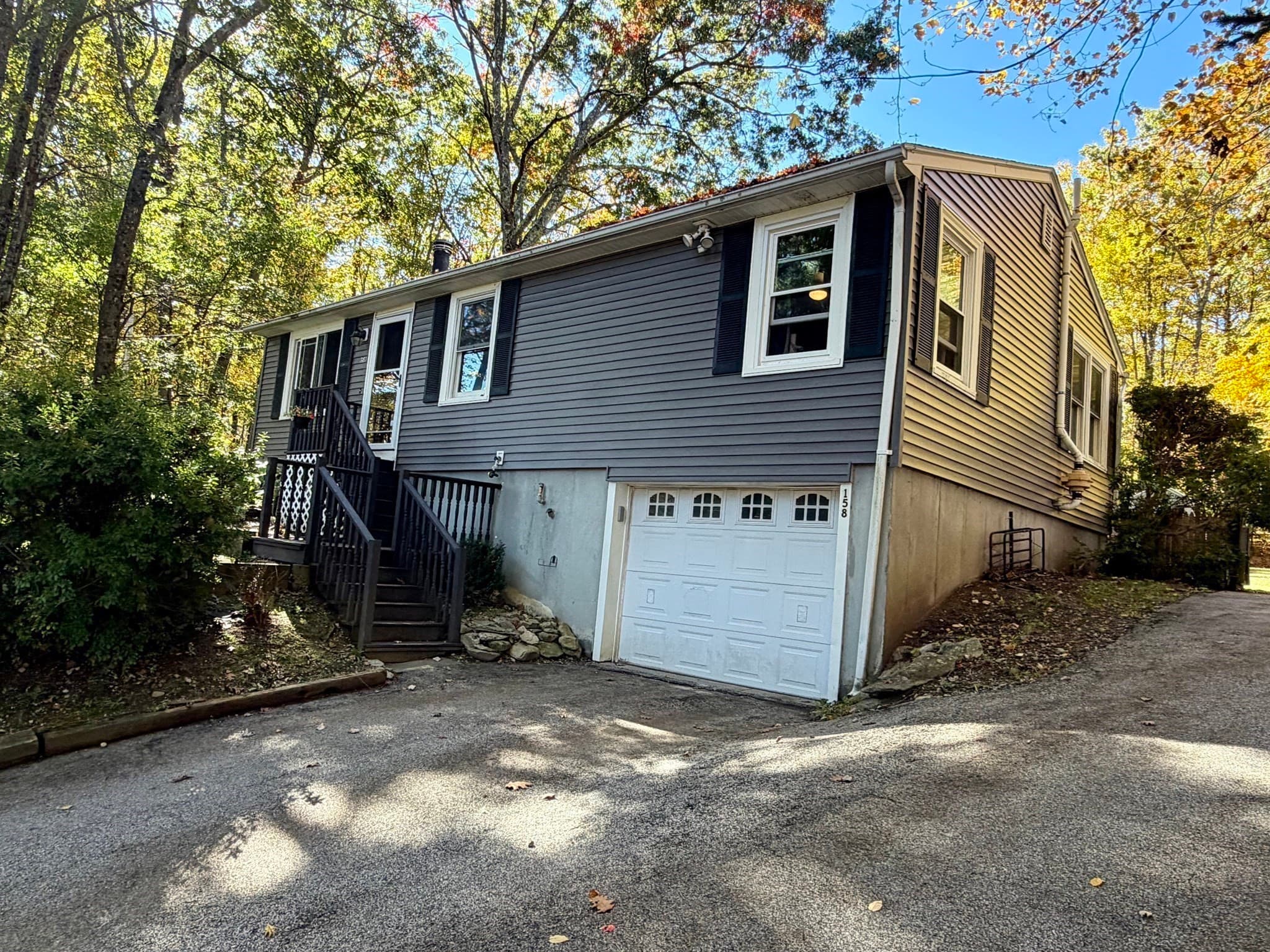Single Family Residence at 158 Dudley Rd, Oxford MA 01540, photo 3 of 27