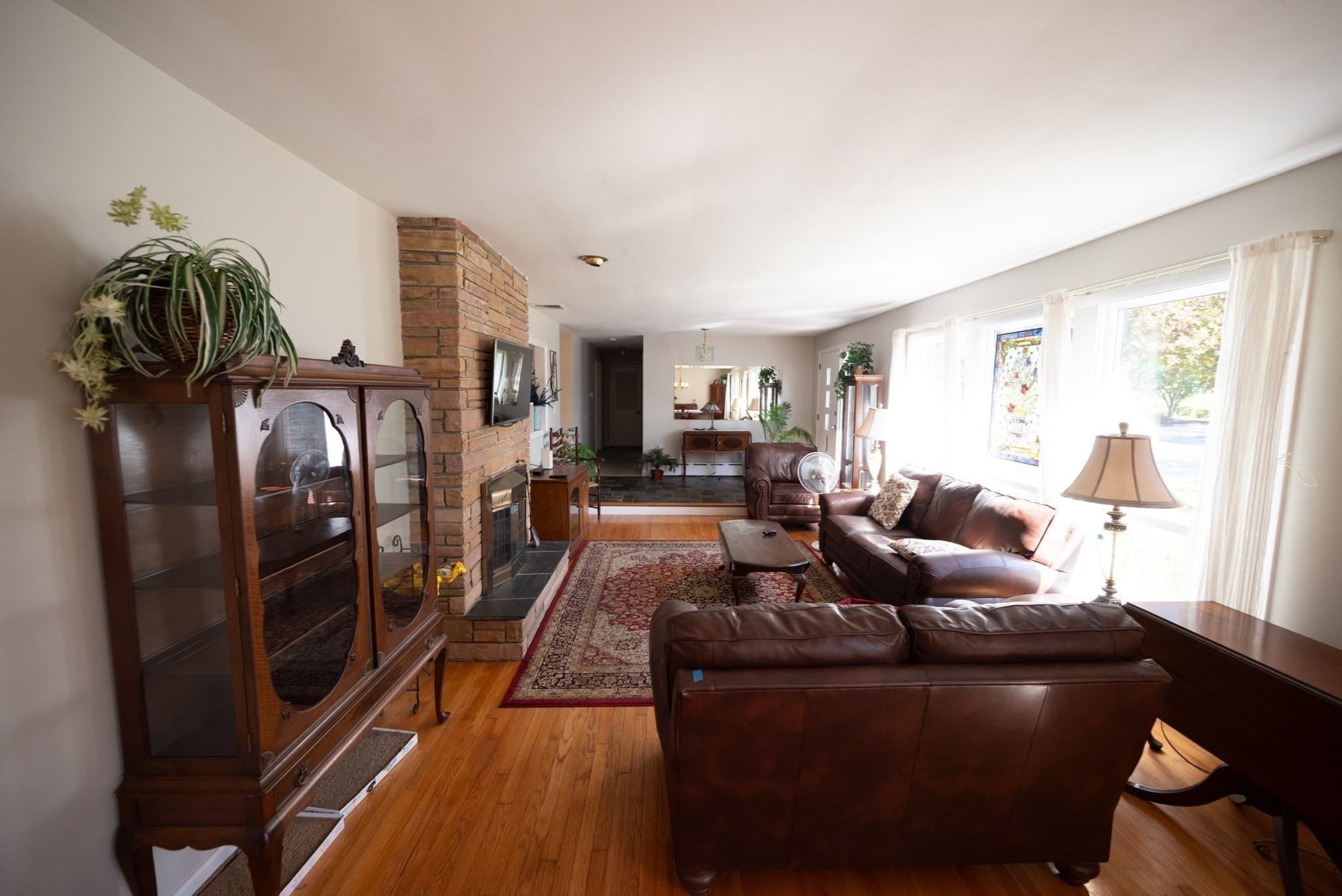 Single Family Residence at 112 Bonnydale Rd, Leominster MA 01453, photo 14 of 39