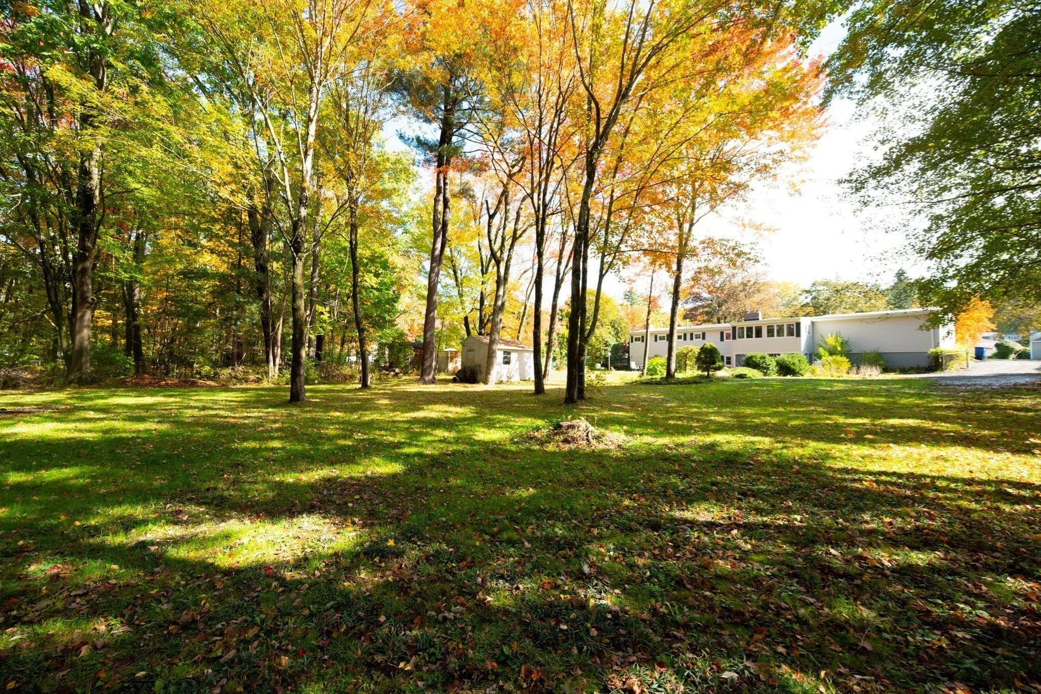 Single Family Residence at 112 Bonnydale Rd, Leominster MA 01453, photo 4 of 39