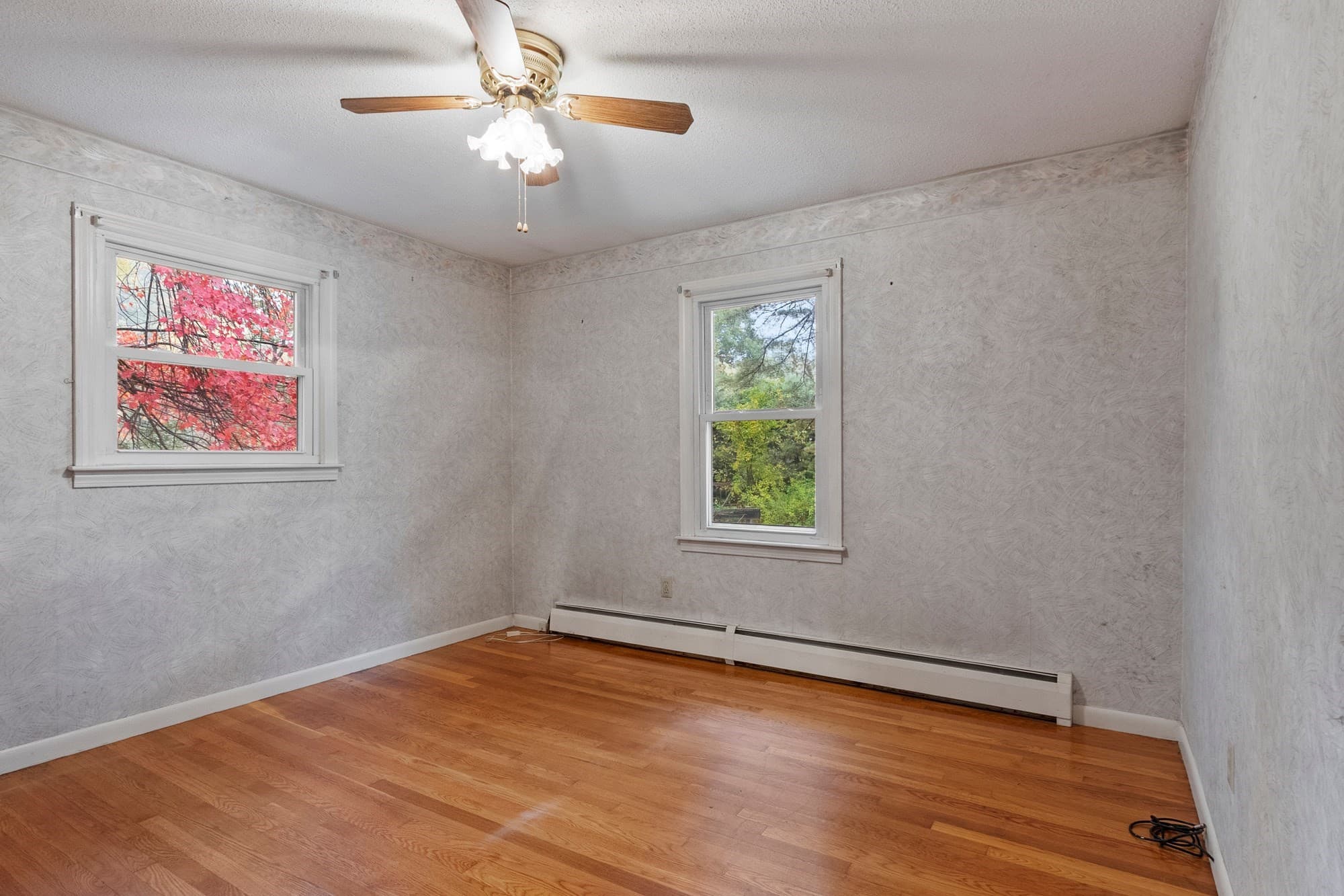 Single Family Residence at 1106 Wachusett St, Holden MA 01522, photo 27 of 41