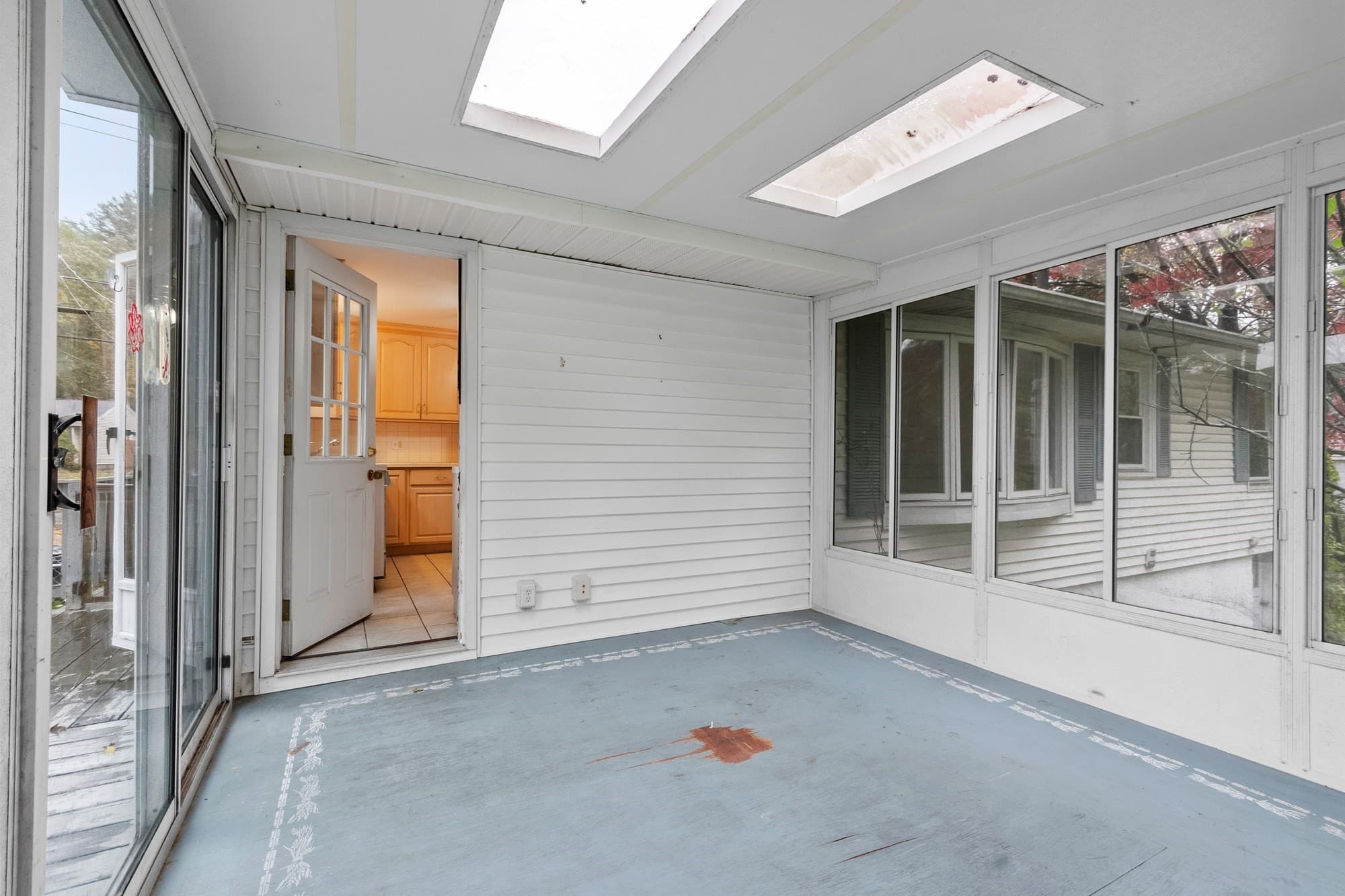 Single Family Residence at 1106 Wachusett St, Holden MA 01522, photo 26 of 41