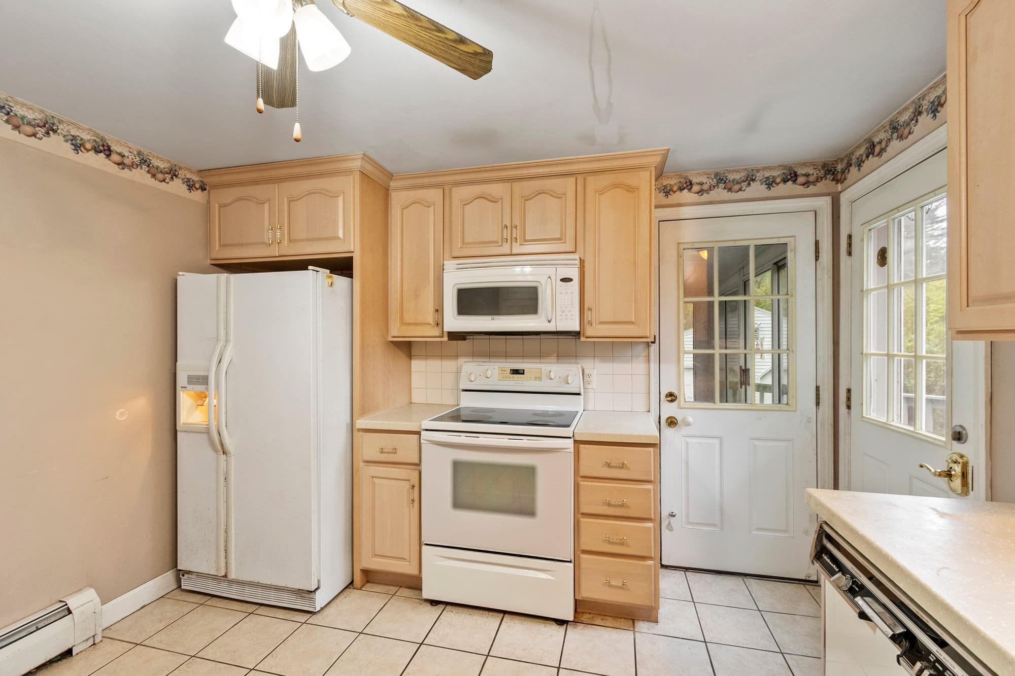 Single Family Residence at 1106 Wachusett St, Holden MA 01522, photo 22 of 41