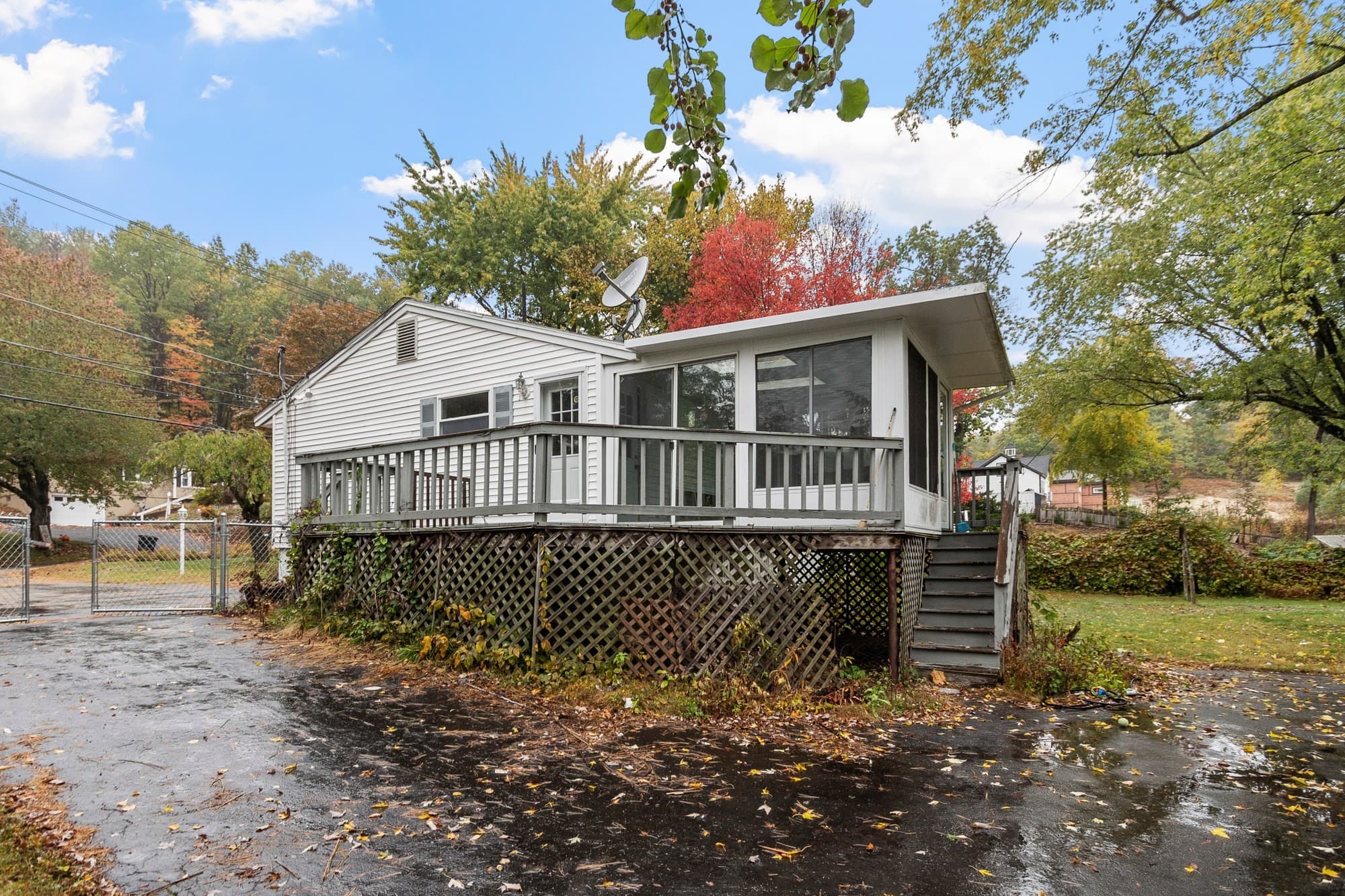 Single Family Residence at 1106 Wachusett St, Holden MA 01522, photo 9 of 41