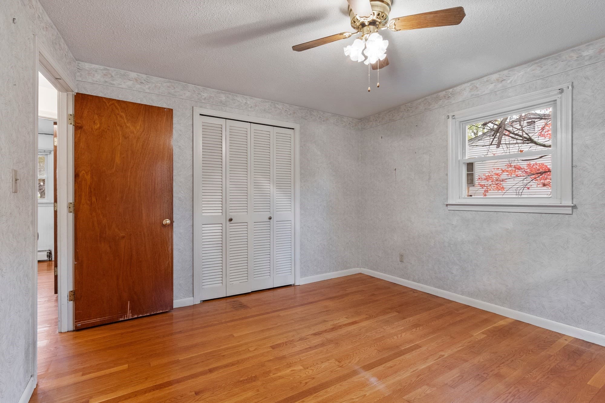 Single Family Residence at 1106 Wachusett St, Holden MA 01522, photo 29 of 41