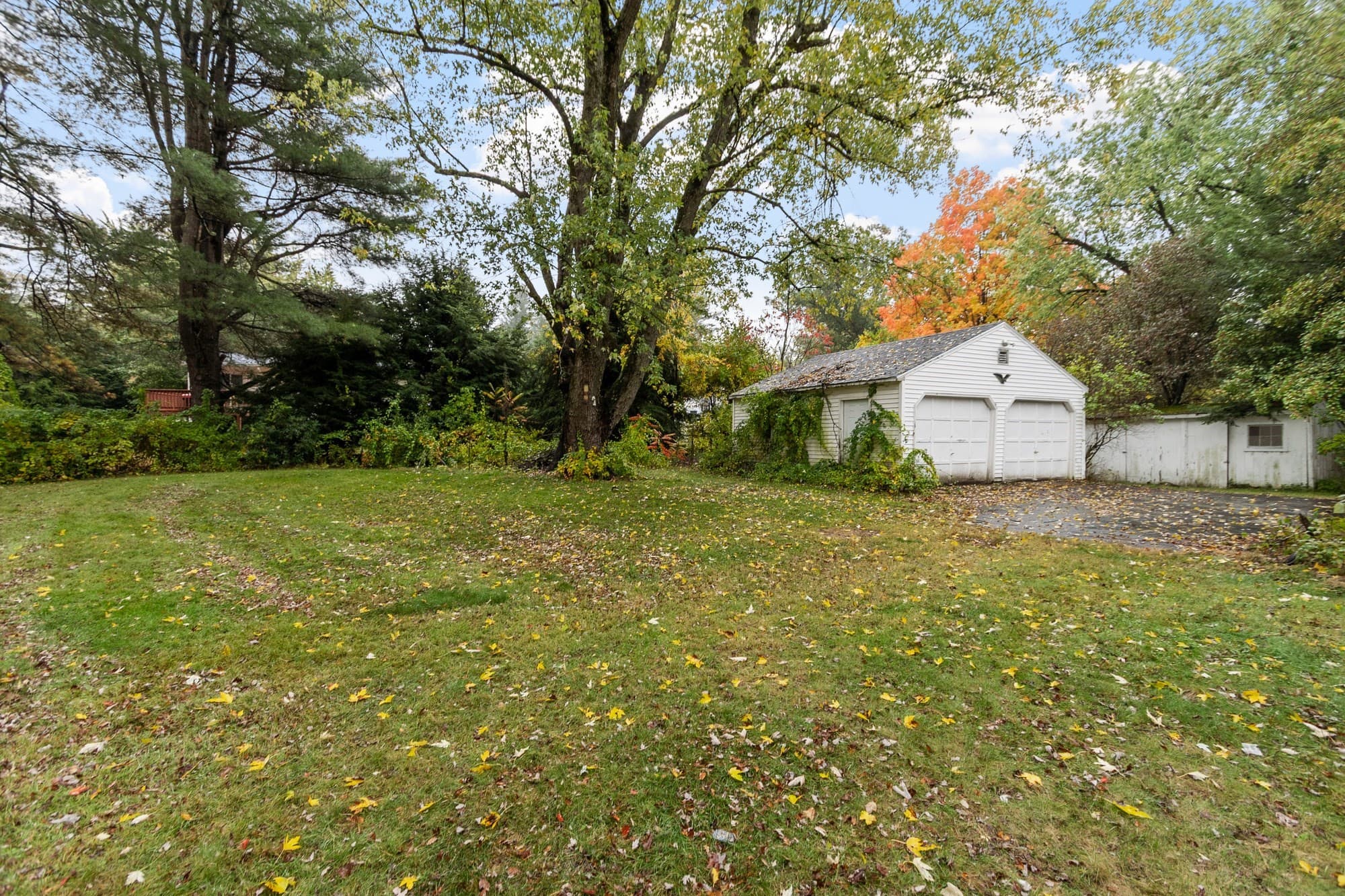 Single Family Residence at 1106 Wachusett St, Holden MA 01522, photo 8 of 41