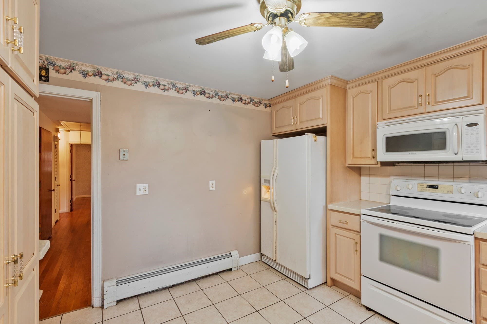 Single Family Residence at 1106 Wachusett St, Holden MA 01522, photo 21 of 41