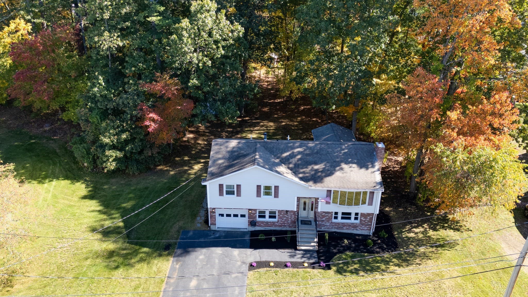Single Family Residence at 4 Goodwin Dr, Burlington MA 01803, photo 32 of 33