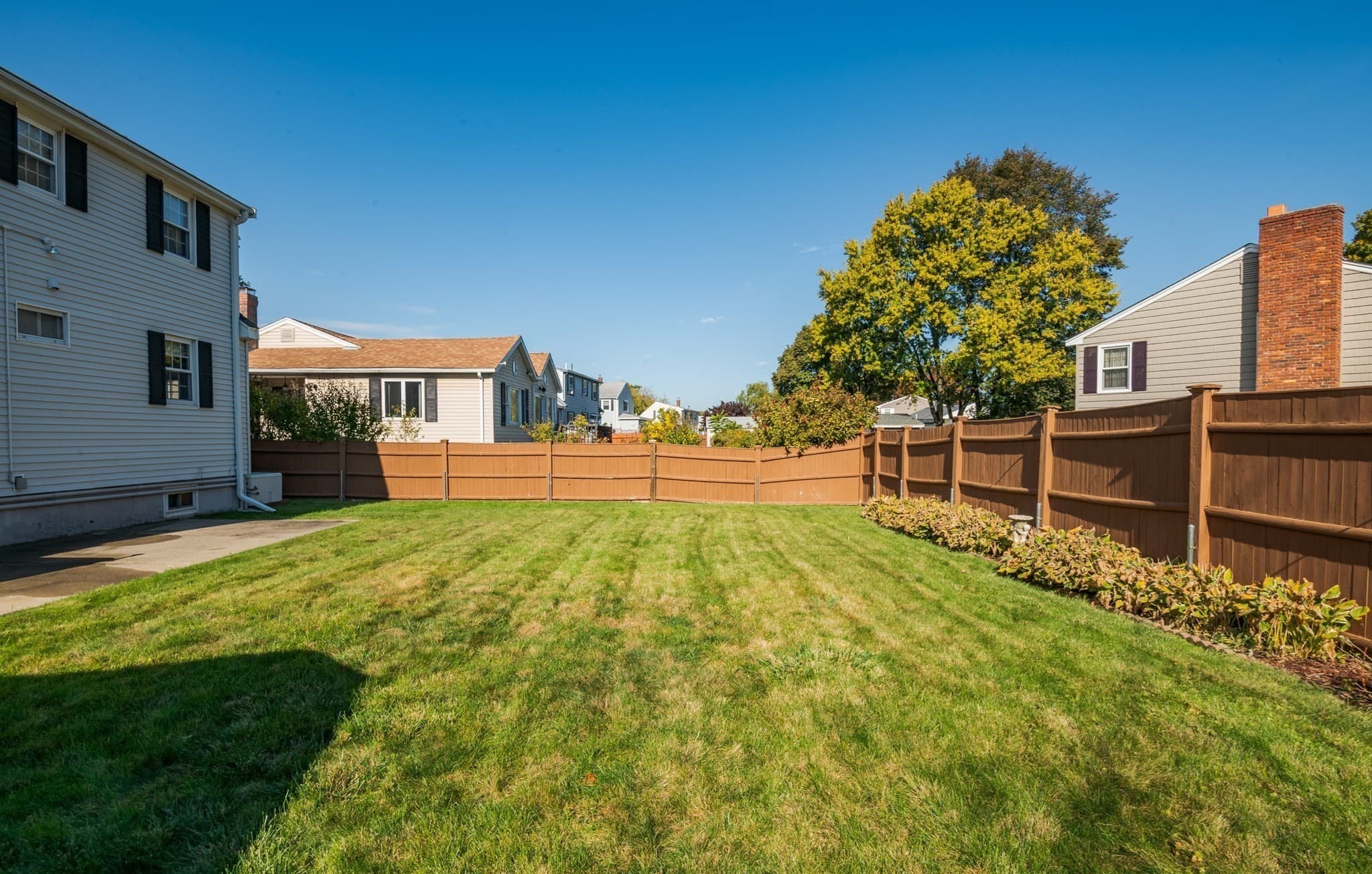 Single Family Residence at 19 Sabino Farm Rd, Peabody MA 01960, photo 12 of 40
