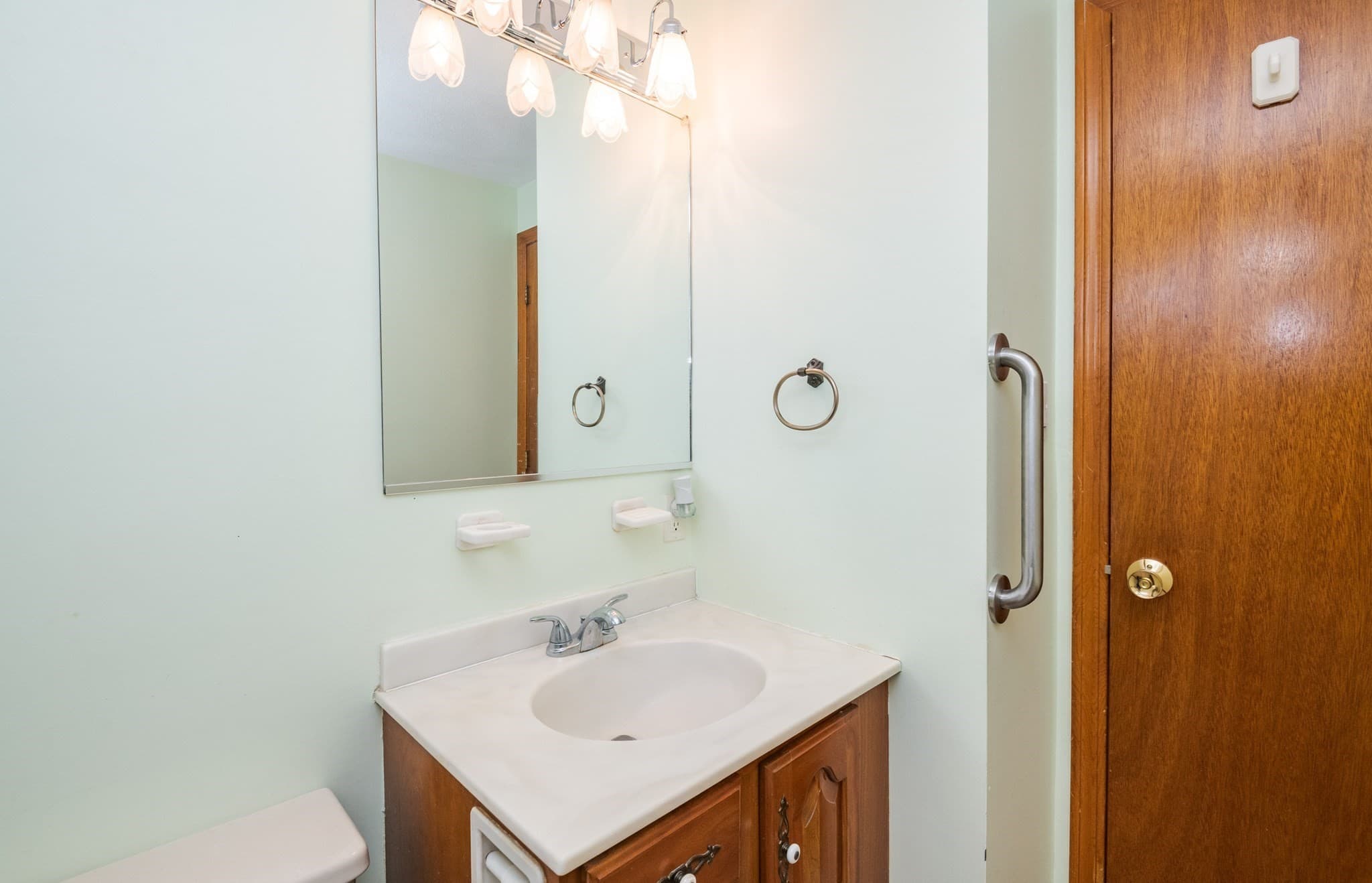 Single Family Residence at 19 Sabino Farm Rd, Peabody MA 01960, photo 30 of 40