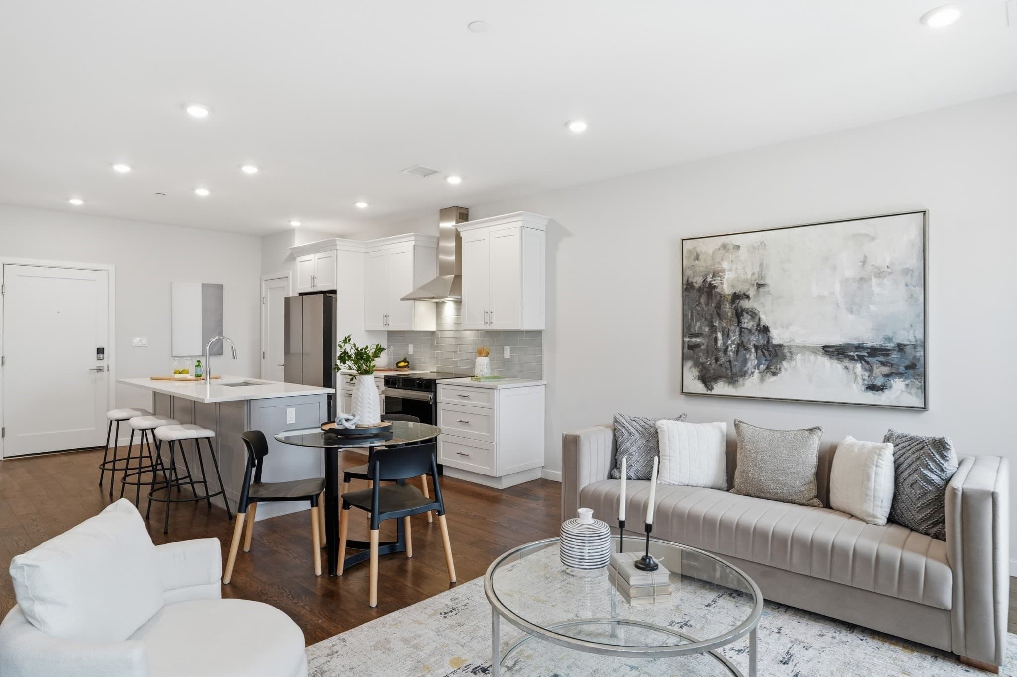 Condominium at 267 Old Colony # 510, Boston MA 02127, Boston, photo 5 of 17