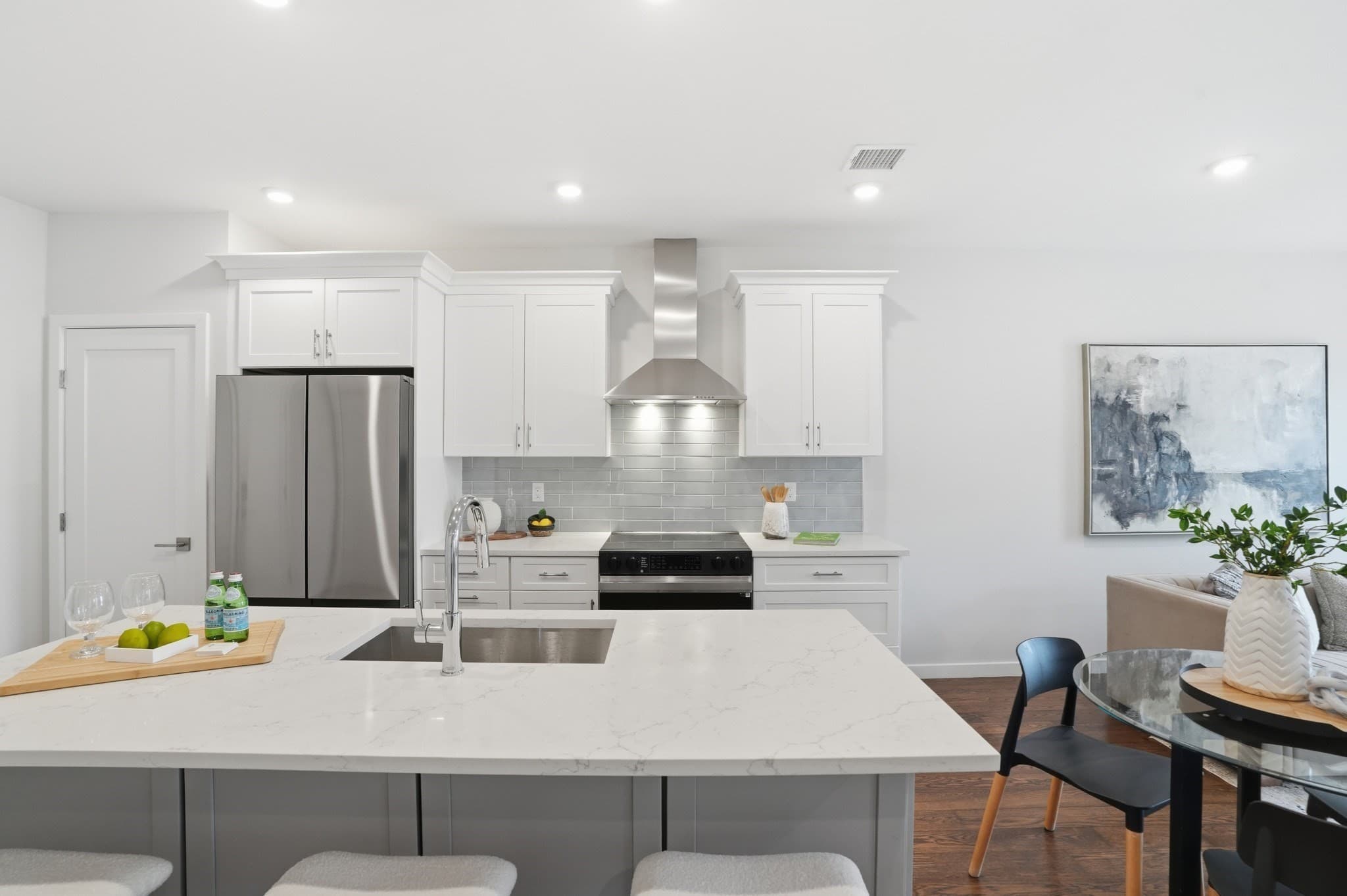 Condominium at 267 Old Colony # 510, Boston MA 02127, Boston, photo 4 of 17