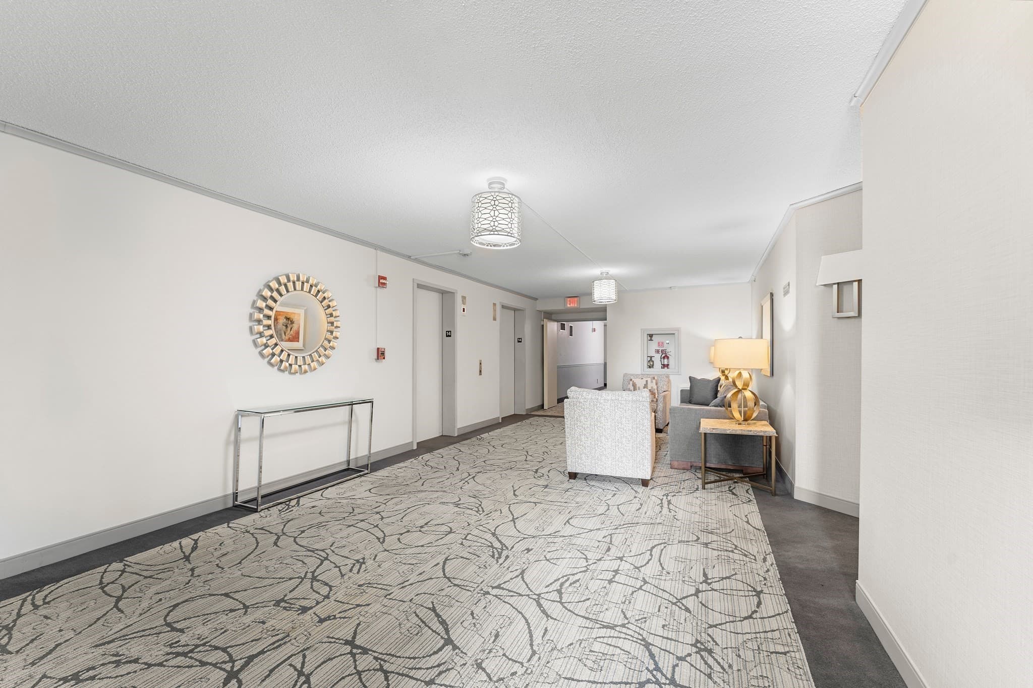 Condominium at 250 Hammond Pond Parkway, Newton MA 02467, photo 6 of 22
