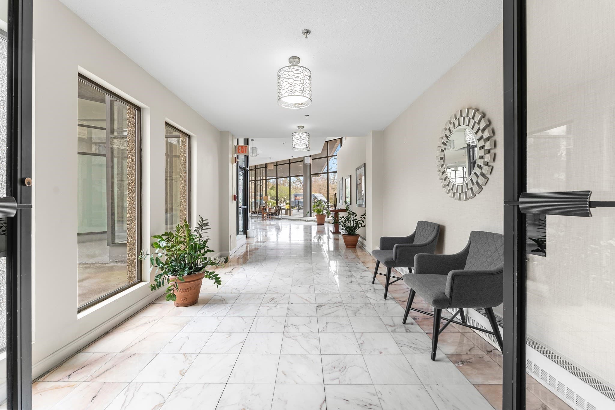 Condominium at 250 Hammond Pond Parkway, Newton MA 02467, photo 5 of 22