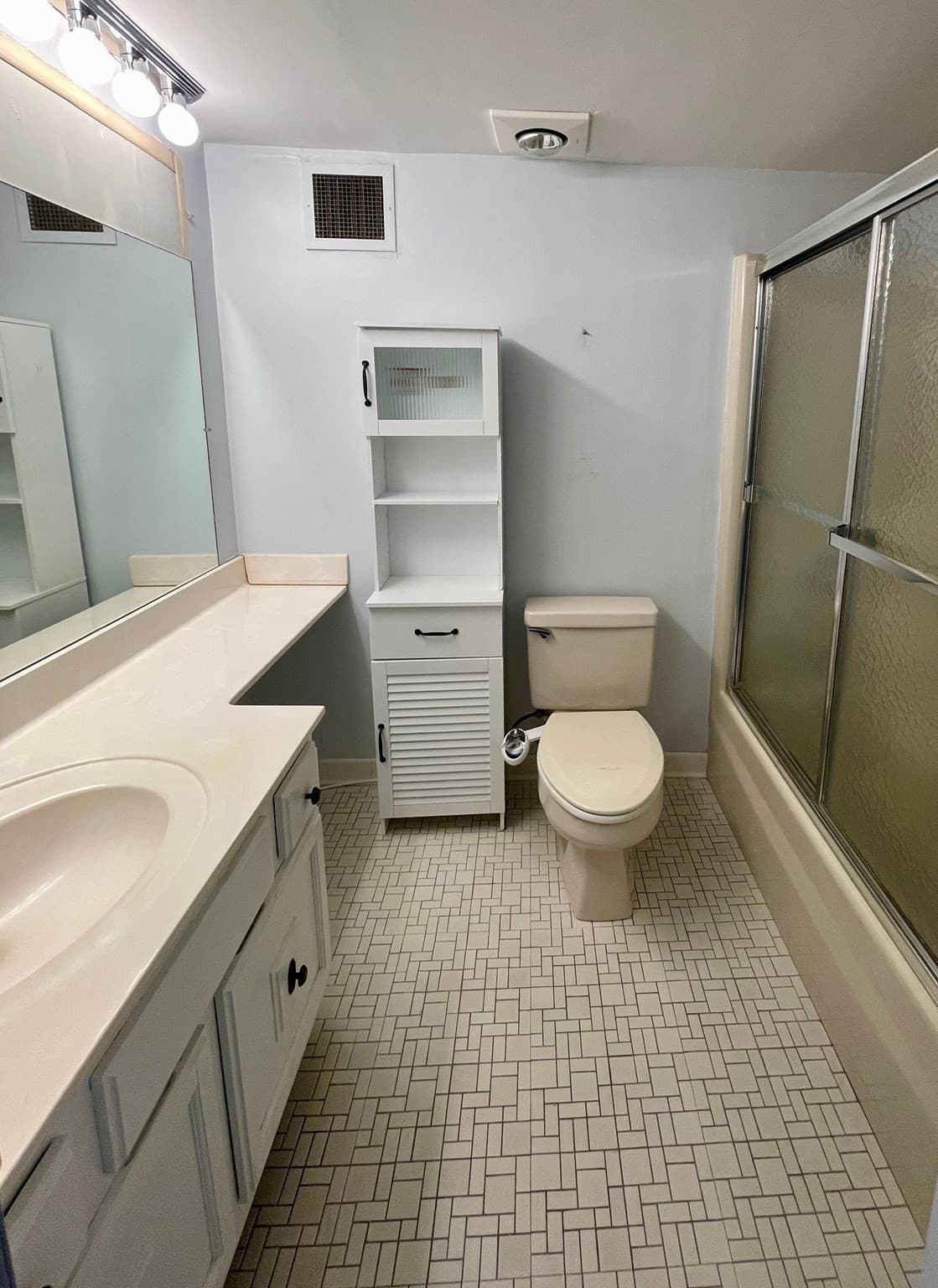 Condominium at 250 Hammond Pond Parkway, Newton MA 02467, photo 18 of 22